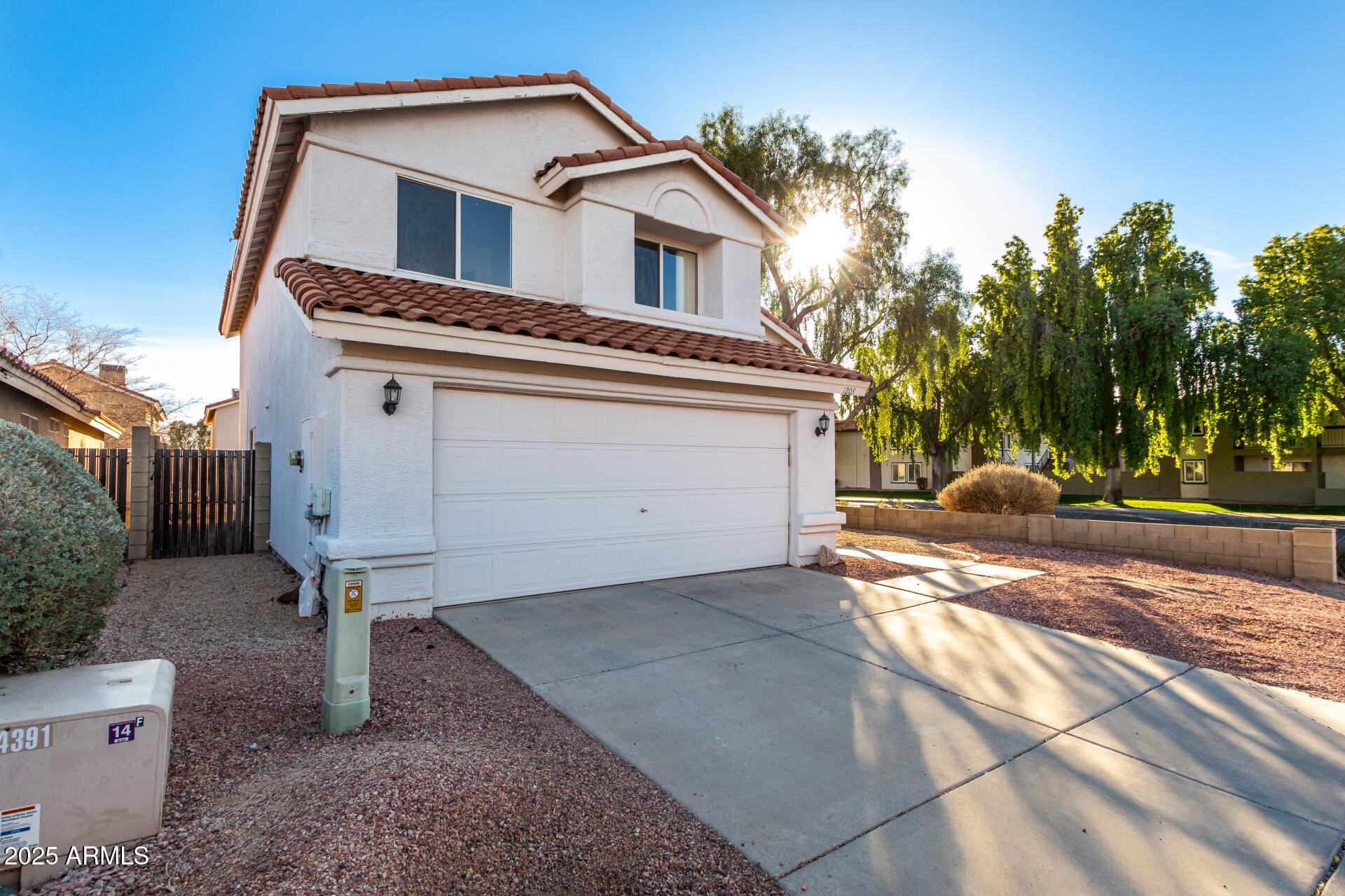 1203 E Muriel Drive Property Photo 1