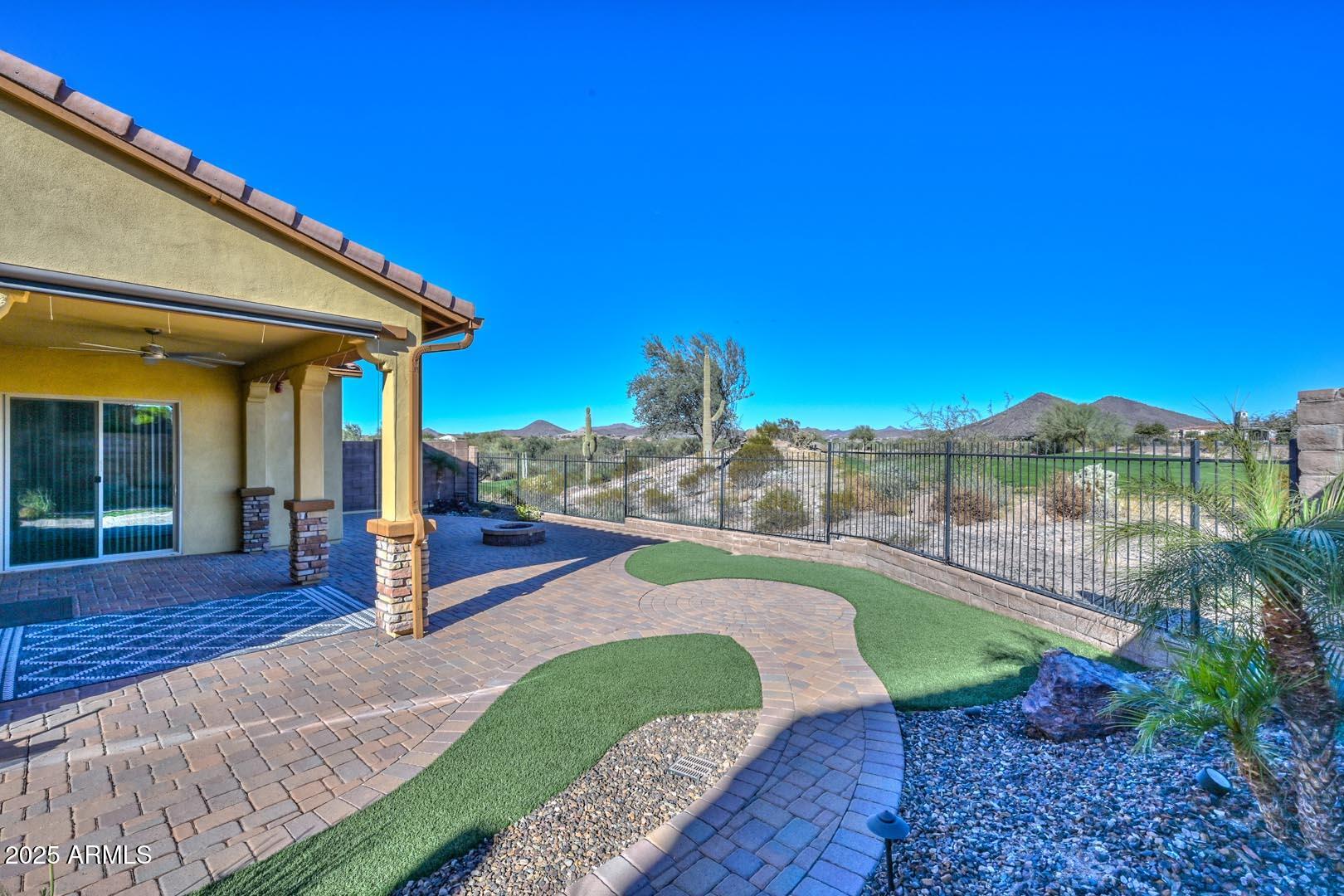 12128 W Desert Mirage Drive Property Photo 3