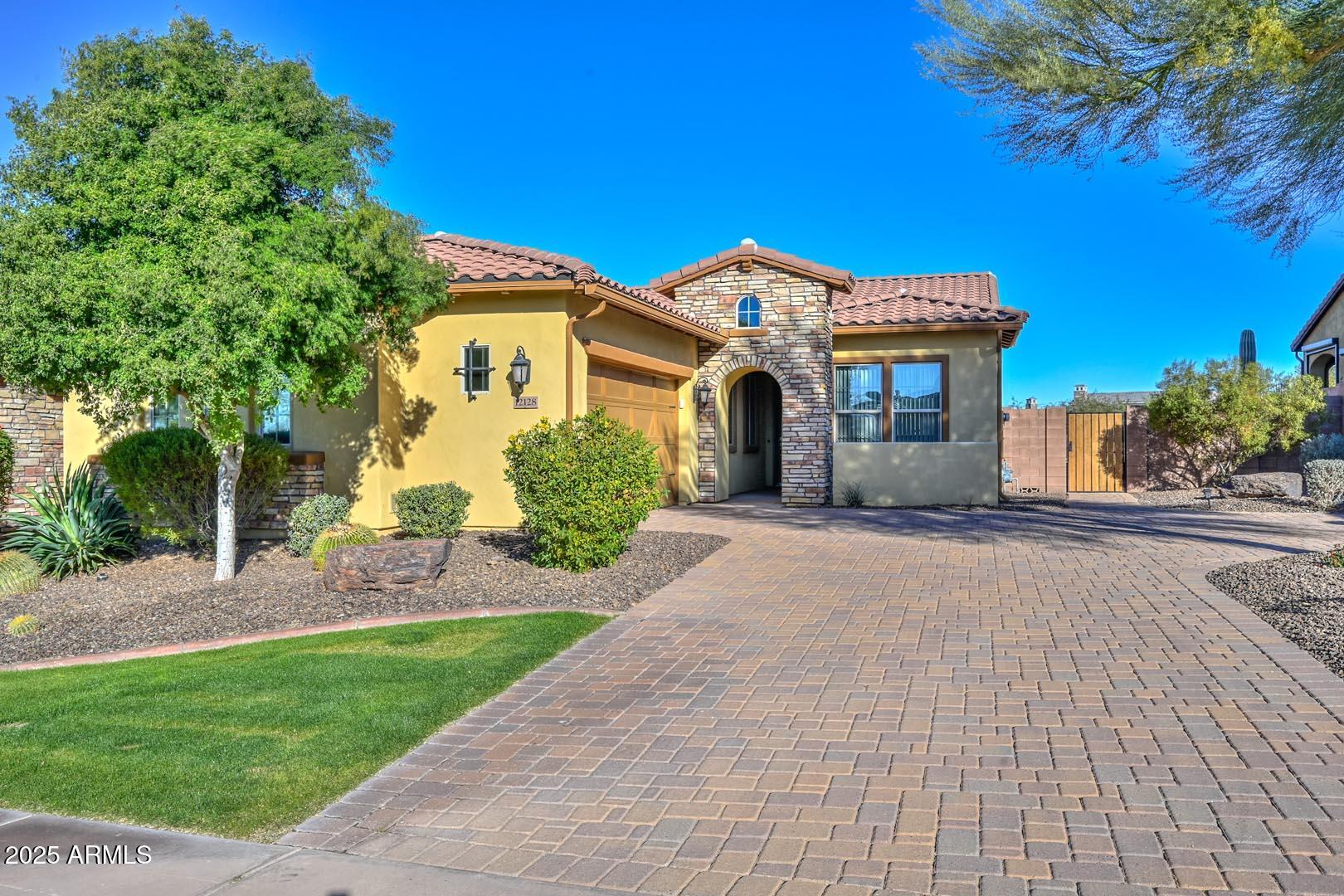 12128 W Desert Mirage Drive Property Photo 5