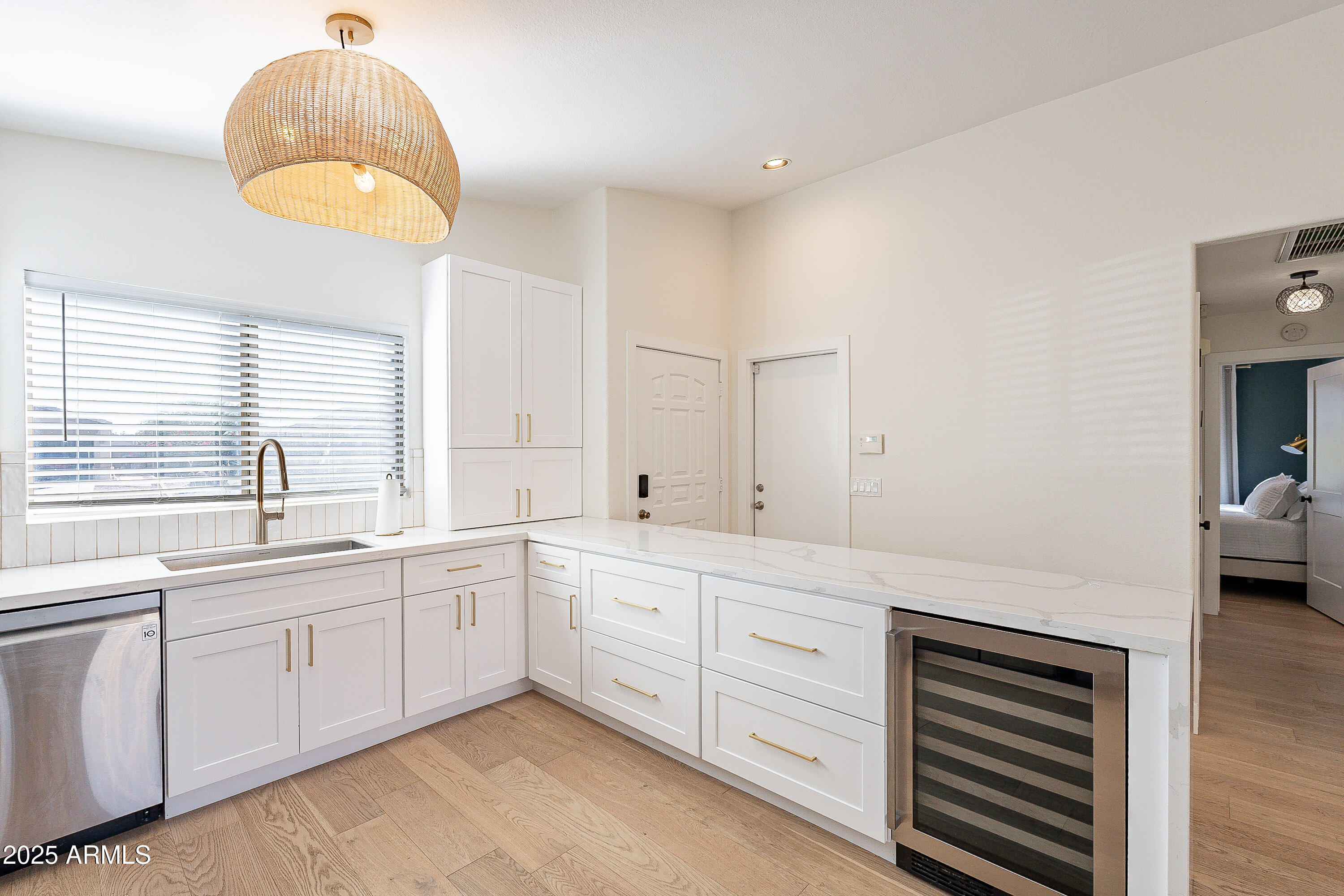 1132 W 21st Avenue Property Photo 5