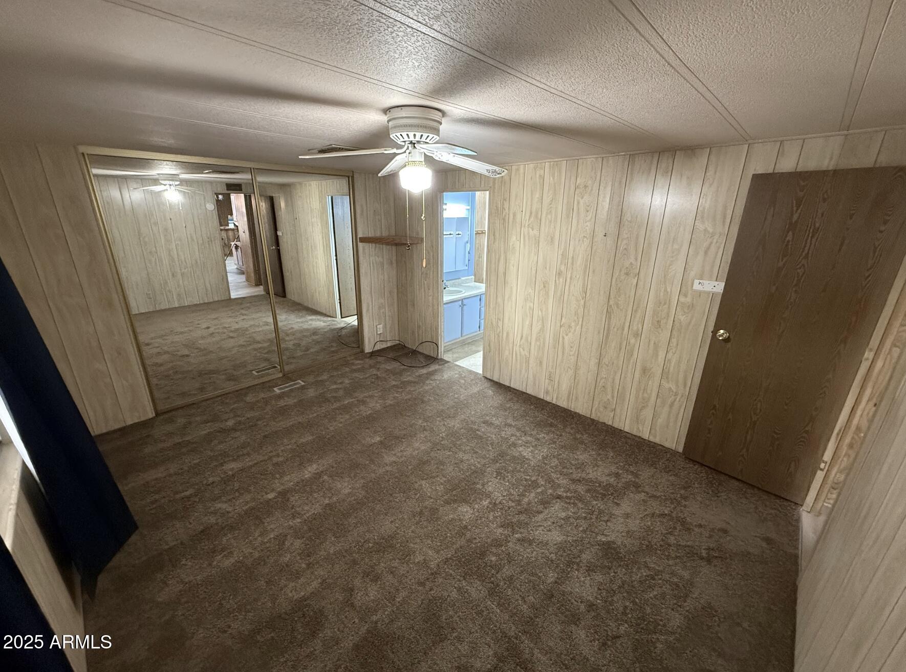 9302 E Broadway Road Property Photo 10