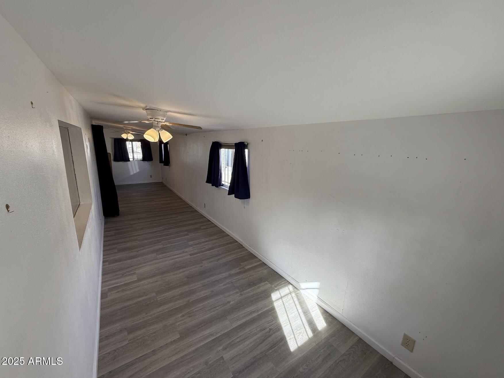 9302 E Broadway Road Property Photo 17