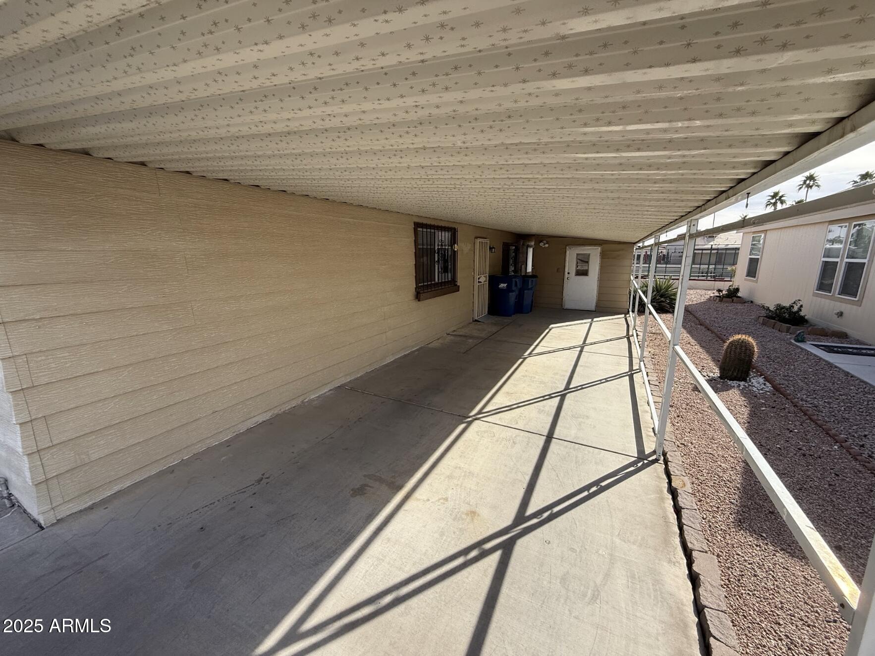 9302 E Broadway Road Property Photo 23