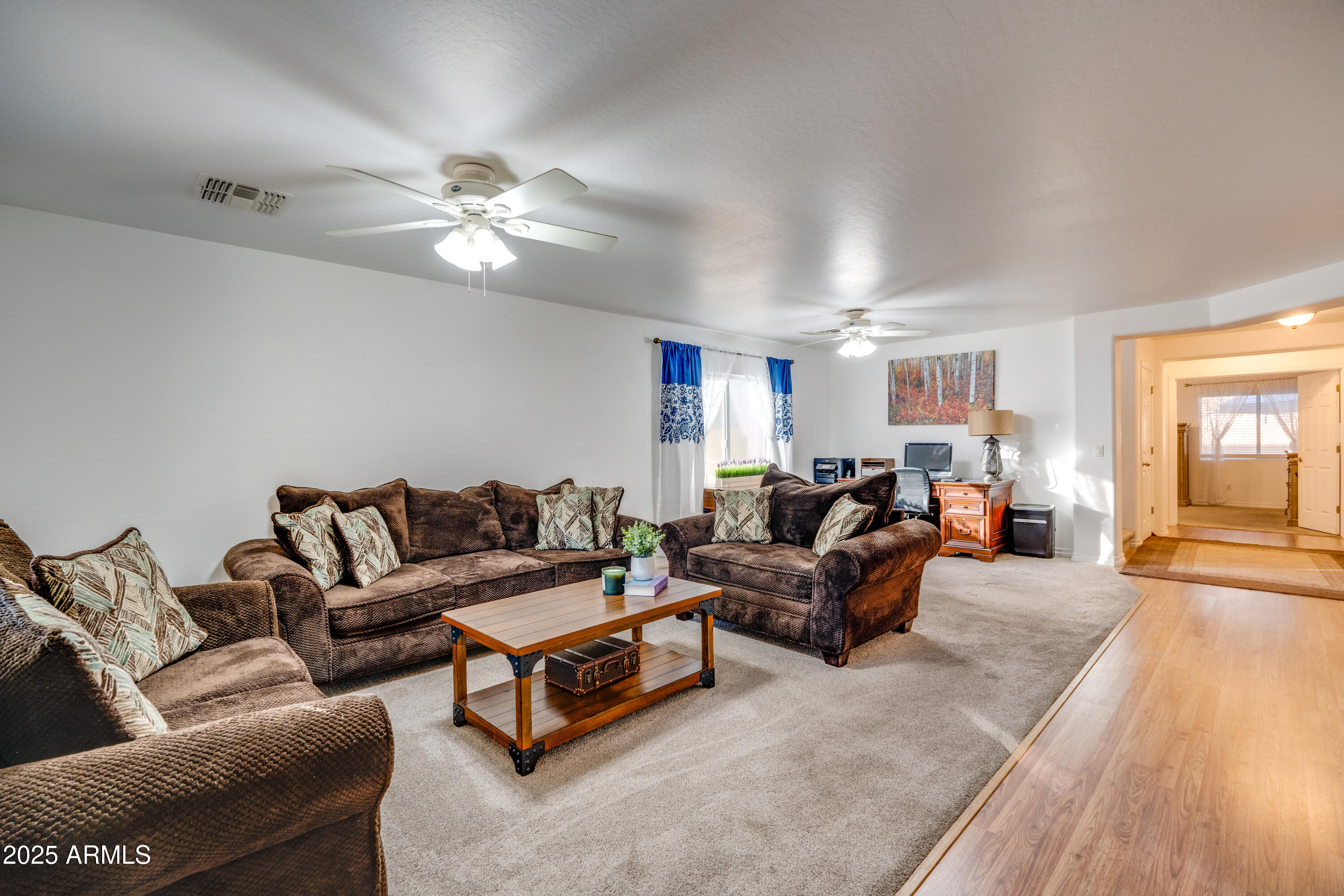 4340 E Silverbell Road Property Photo 4