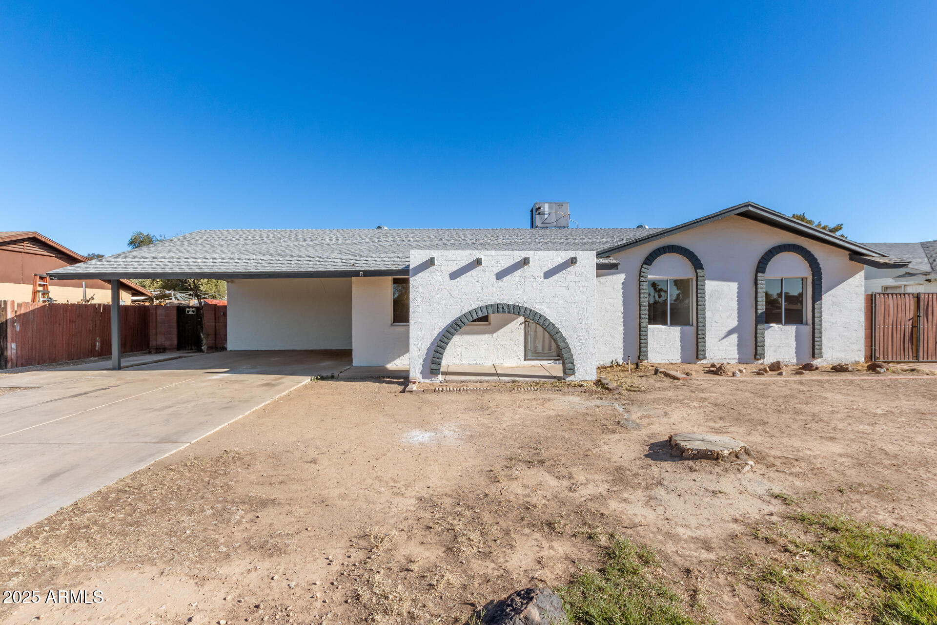 3744 W Malapai Drive Property Photo 1