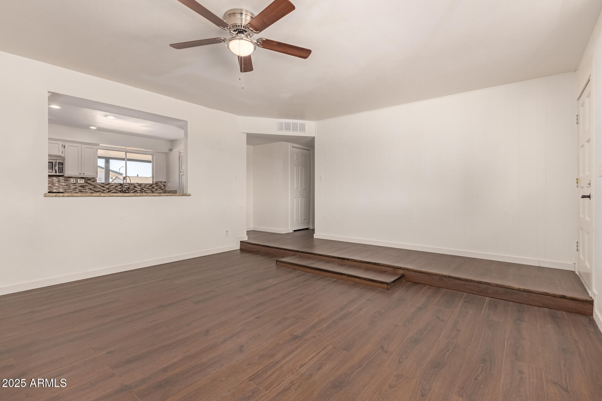 3744 W Malapai Drive Property Photo 6