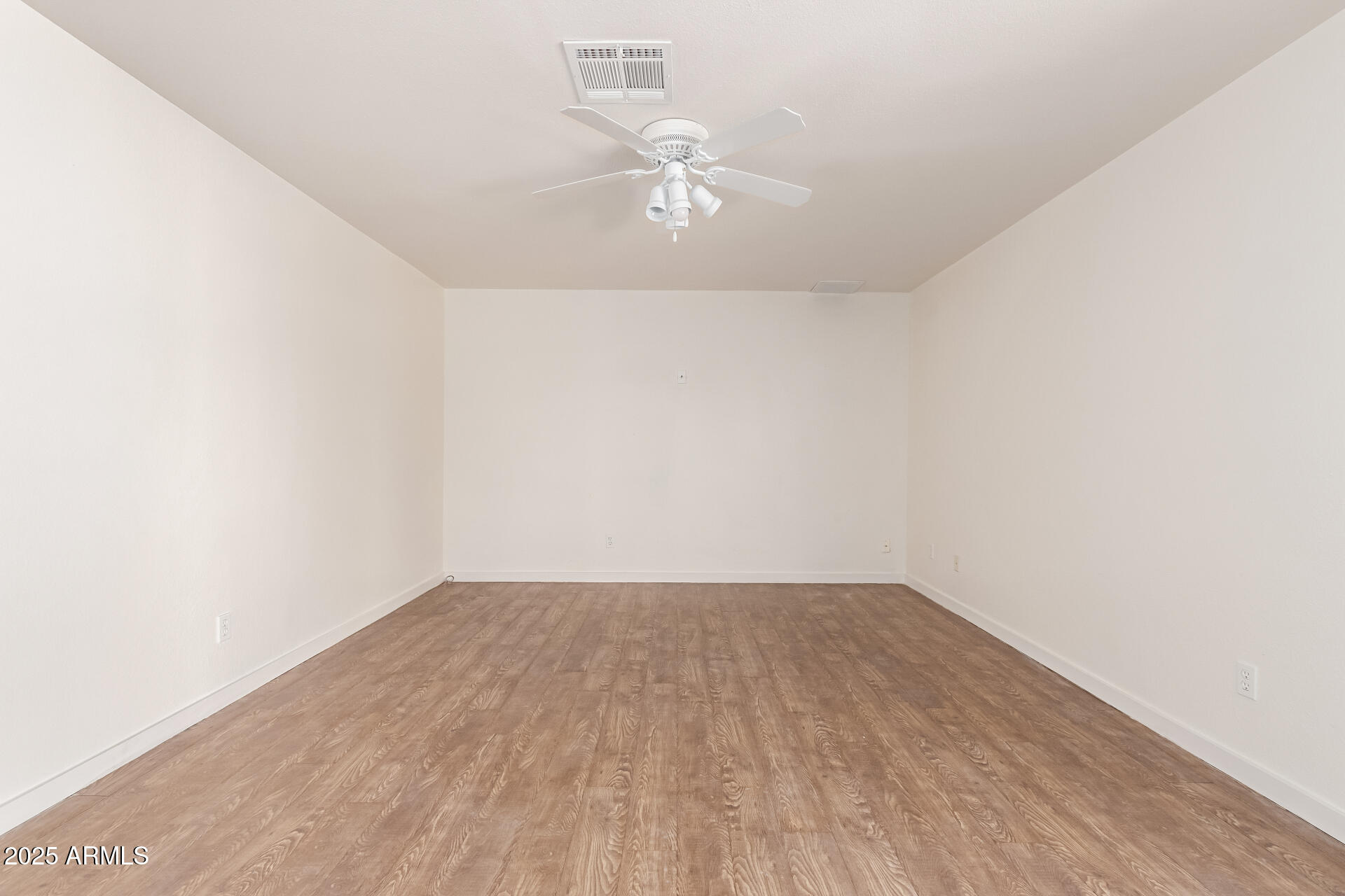3744 W Malapai Drive Property Photo 7