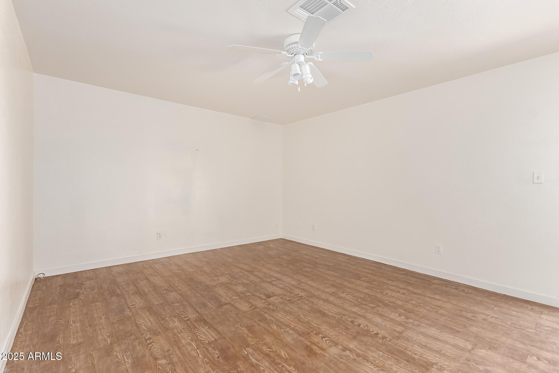 3744 W Malapai Drive Property Photo 8