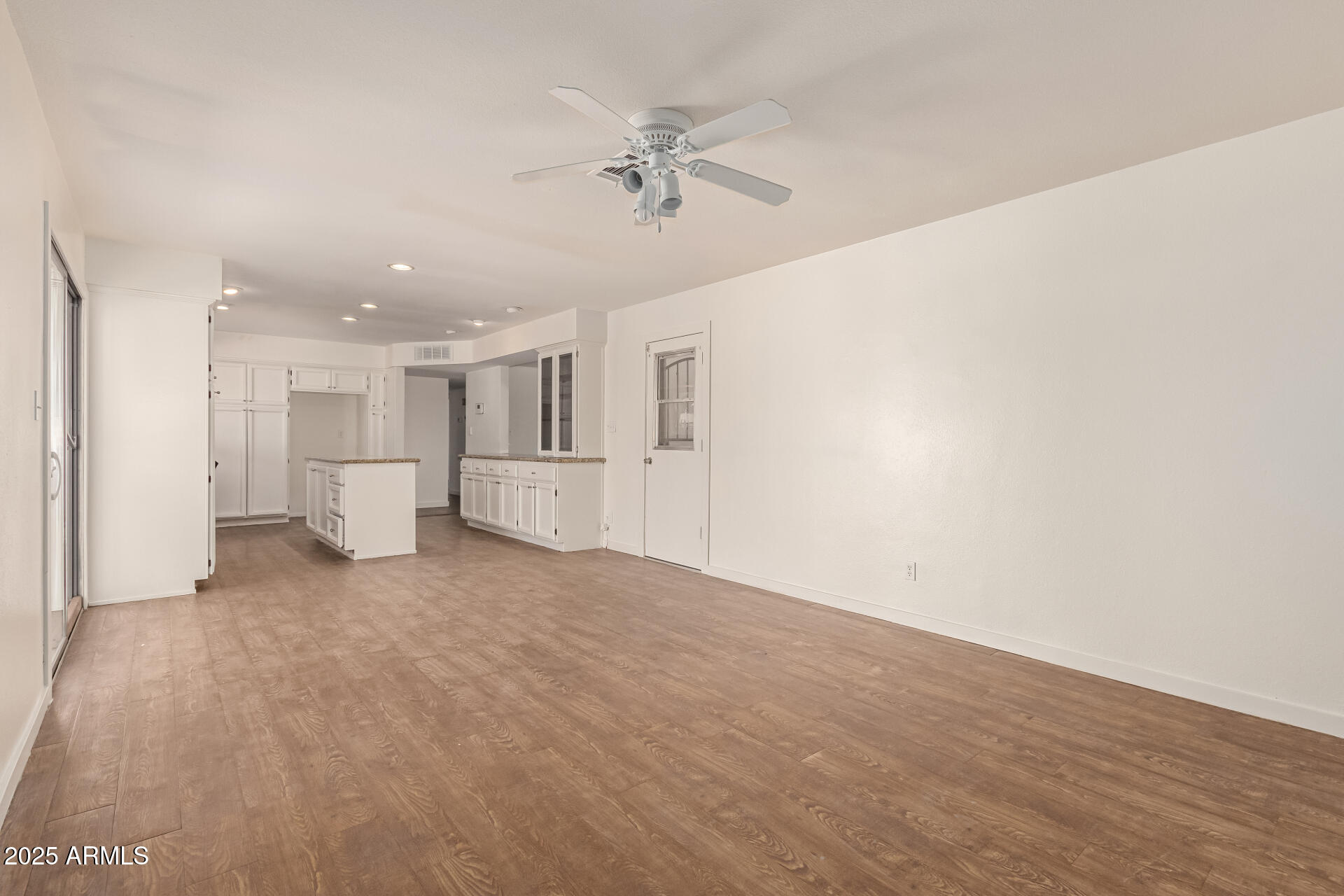 3744 W Malapai Drive Property Photo 9