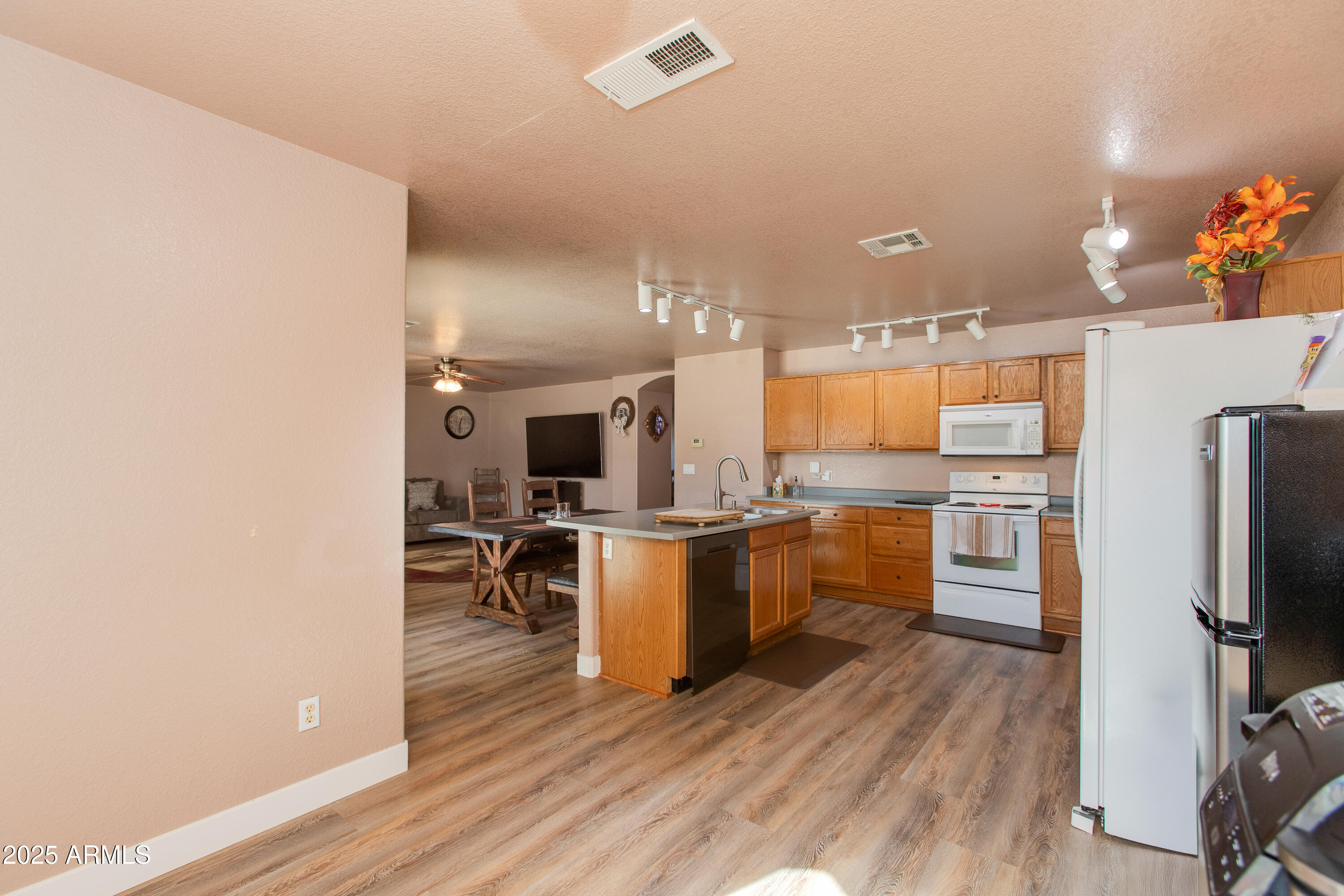 5731 W Aster Drive Property Photo 15