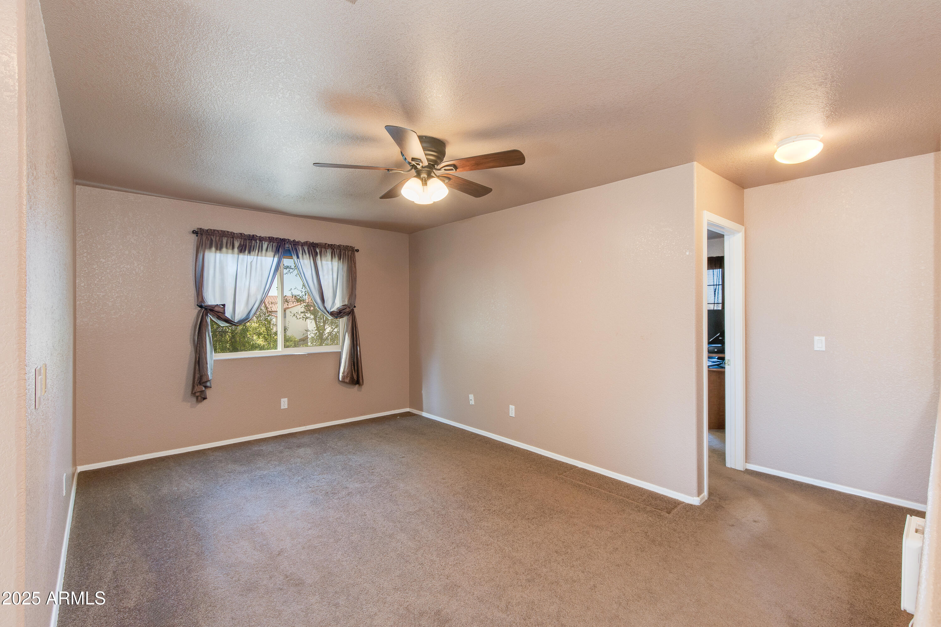 5731 W Aster Drive Property Photo 20