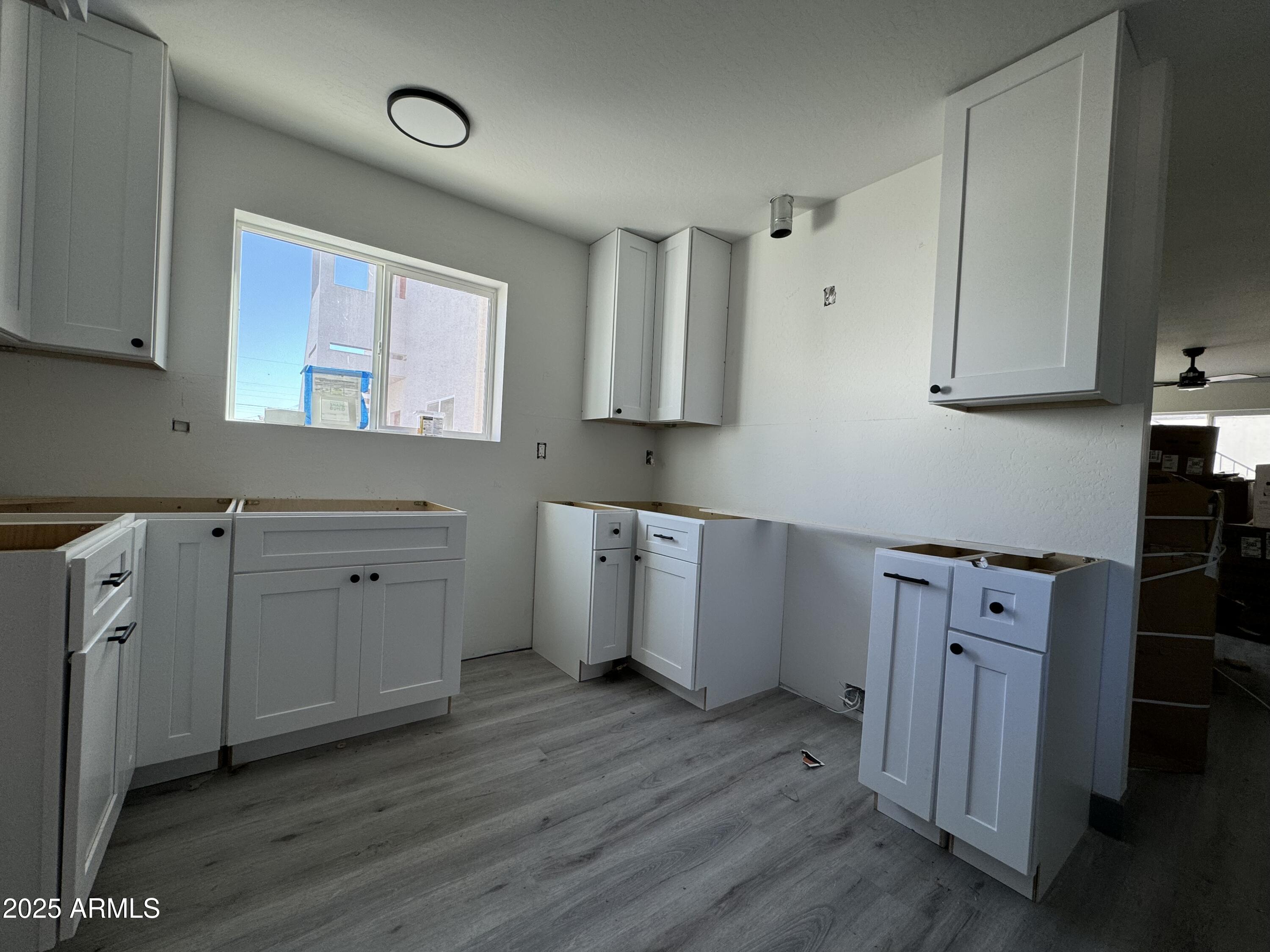6630 S 11th Street Property Photo 12