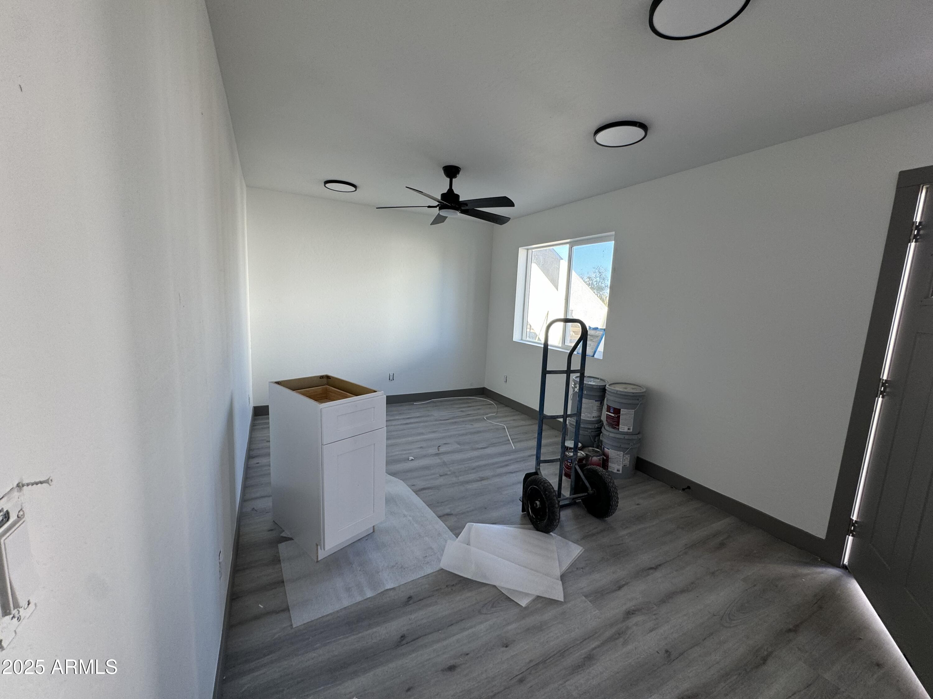 6630 S 11th Street Property Photo 17