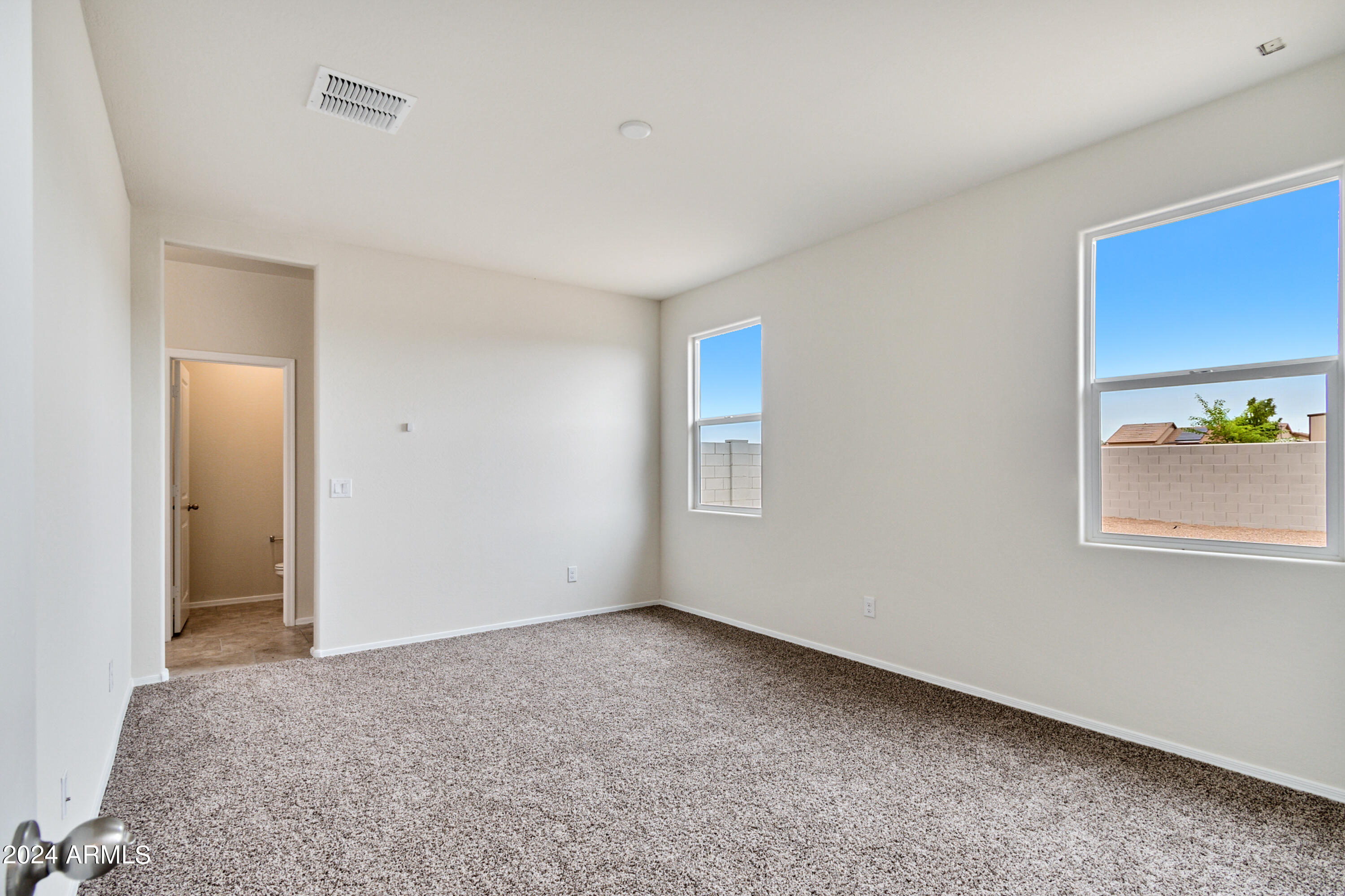 641 W Freedom Street Property Photo 12