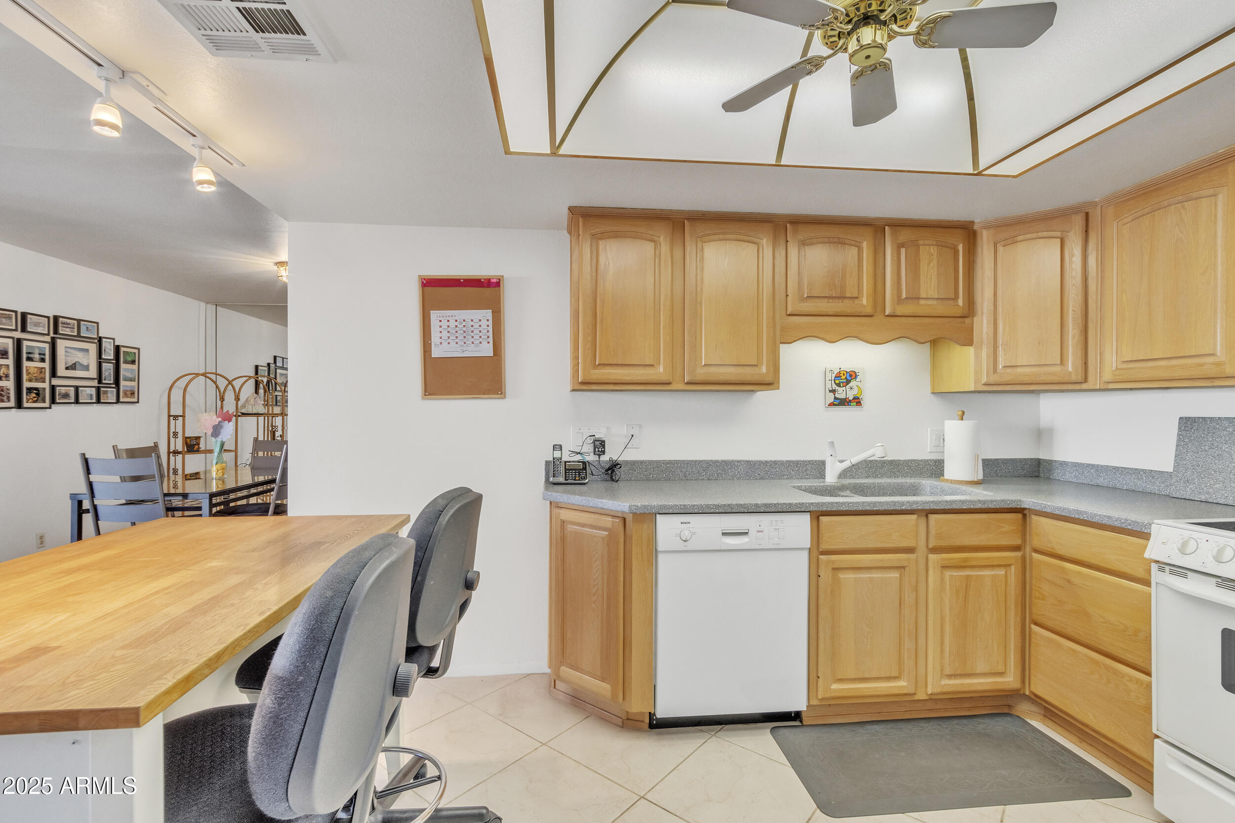 7910 E Camelback Road Property Photo 9