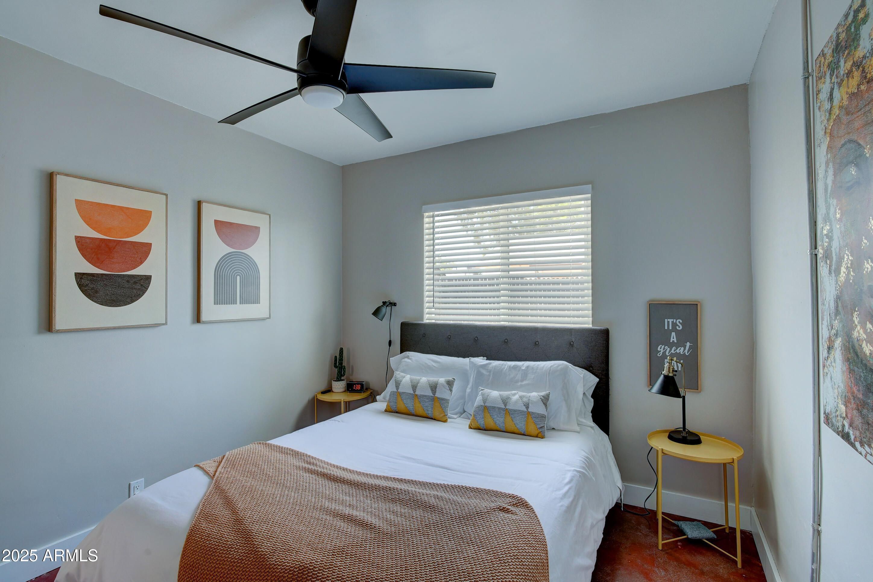 939 E Turney Avenue Property Photo 16