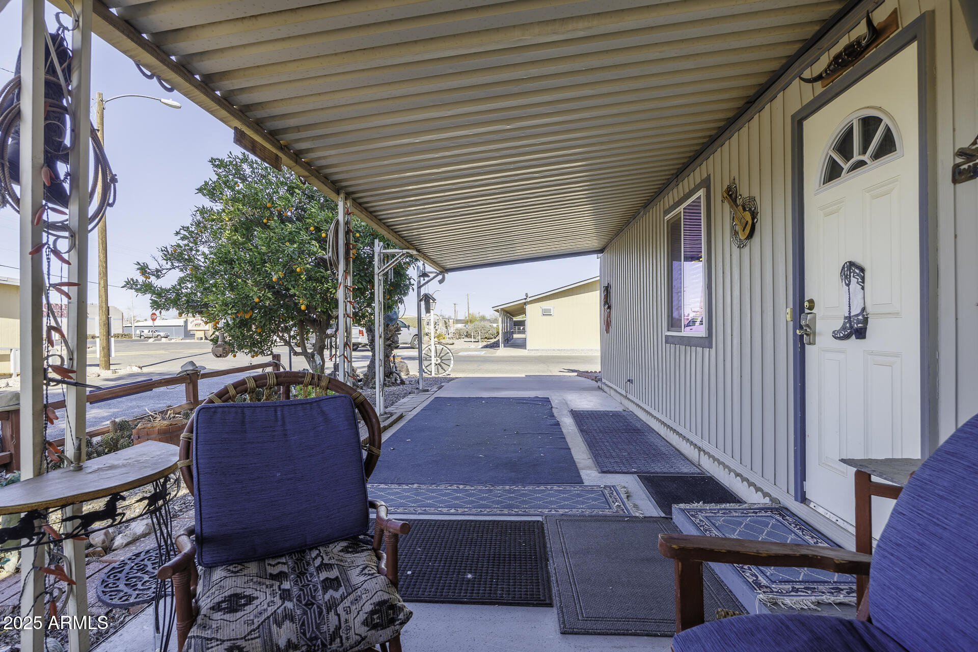 1925 S Arizona Boulevard Property Photo 6
