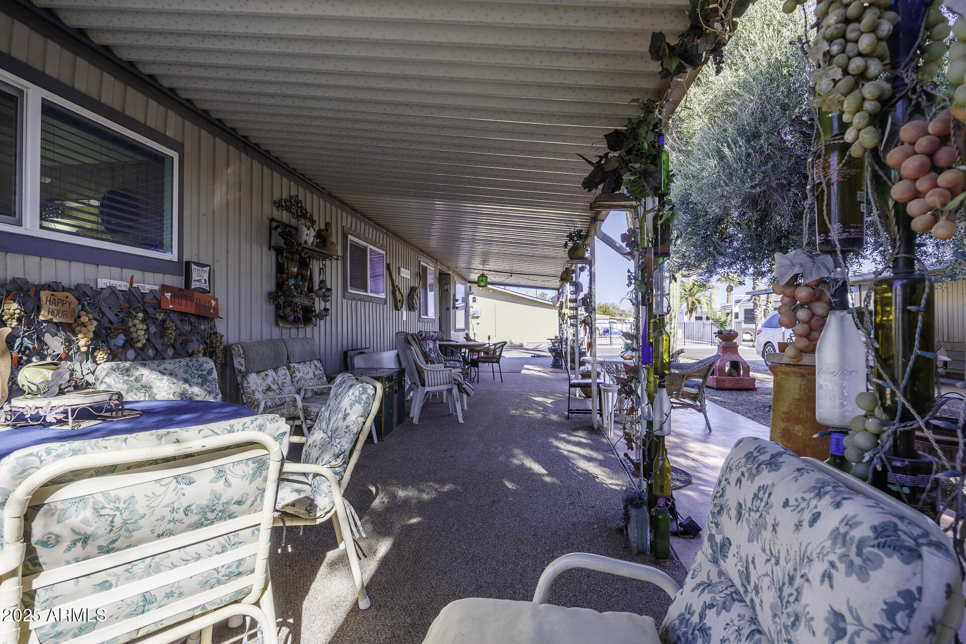 1925 S Arizona Boulevard Property Photo 9