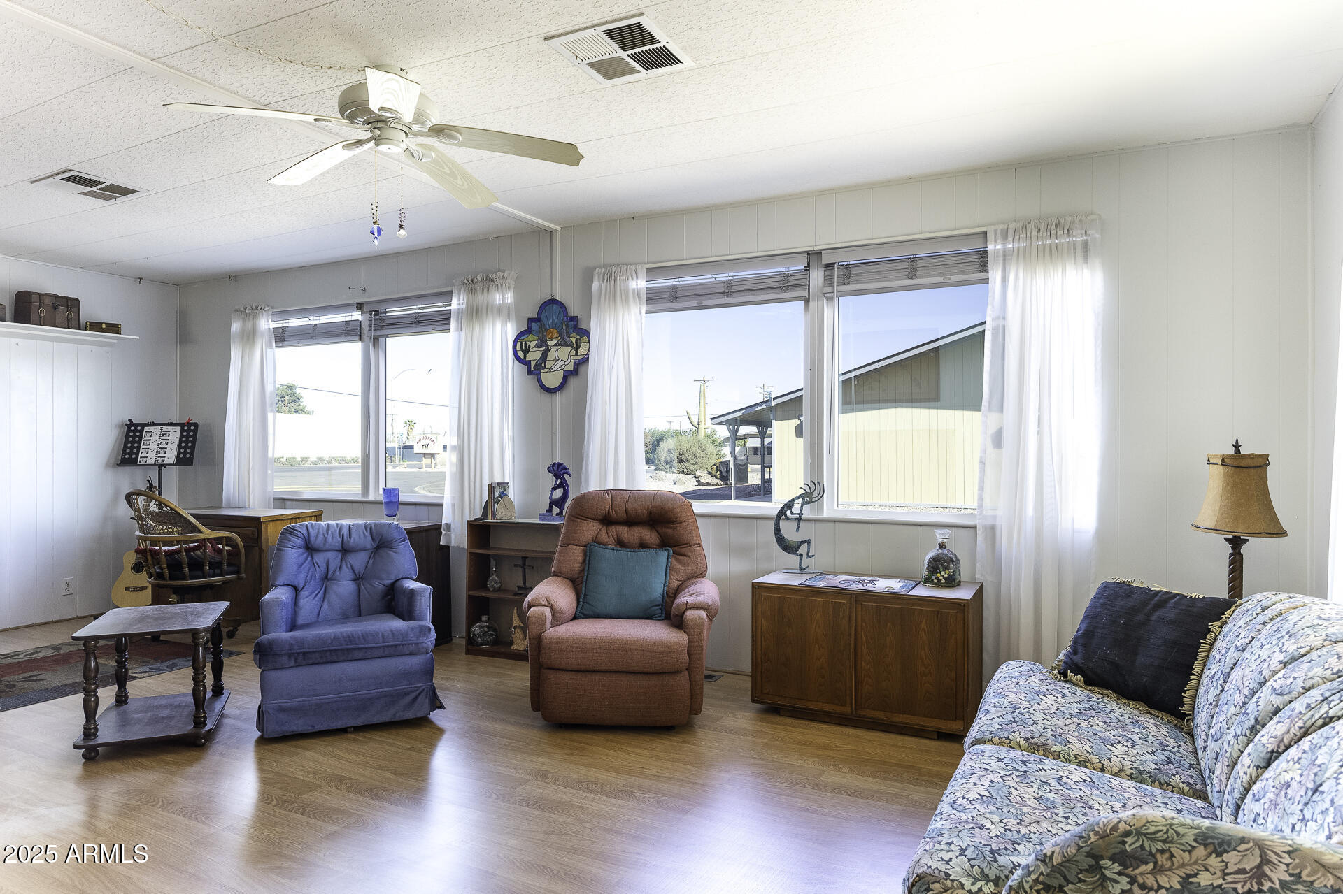1925 S Arizona Boulevard Property Photo 12