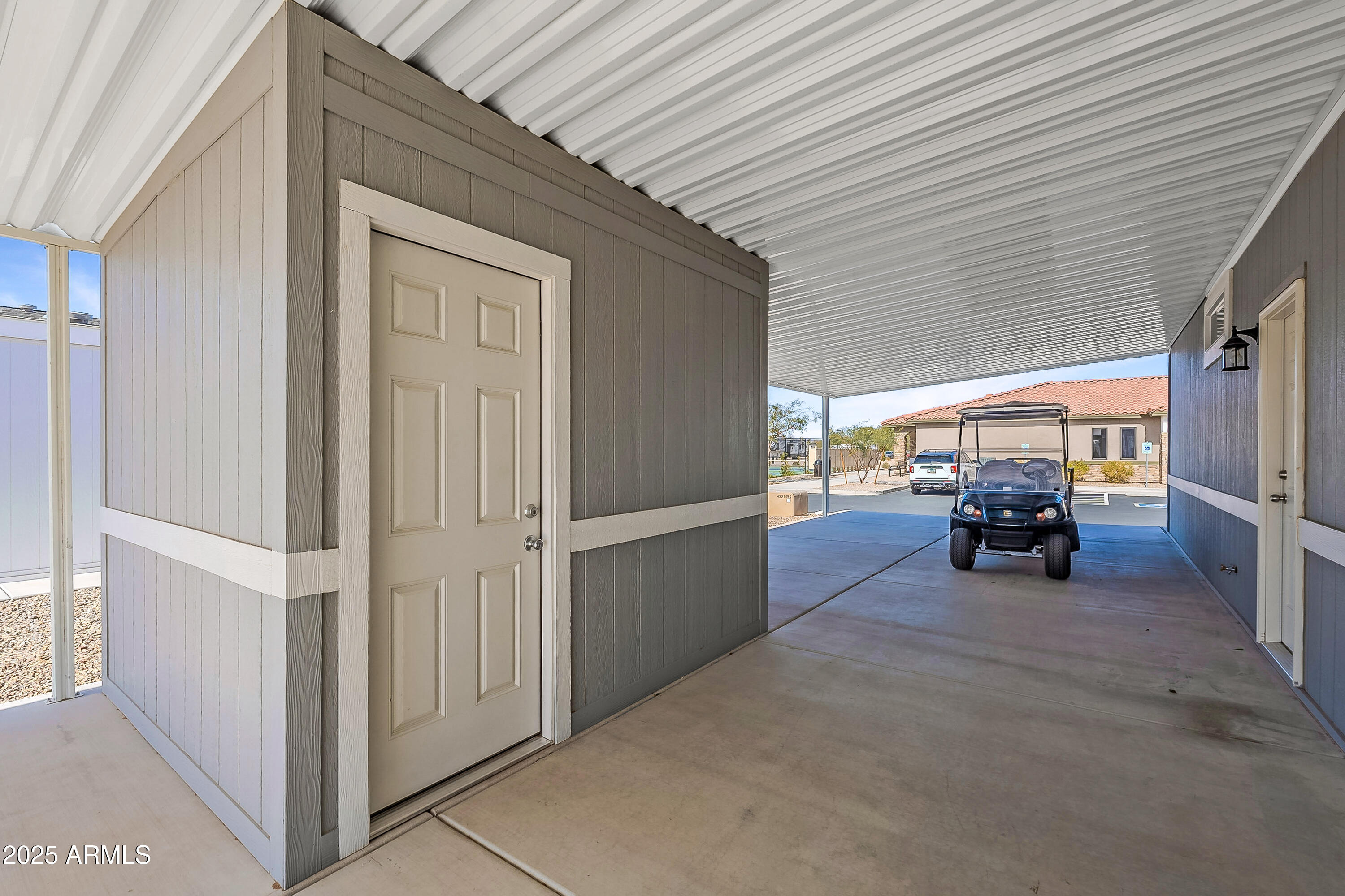 312 E O'neil Drive Property Photo 16