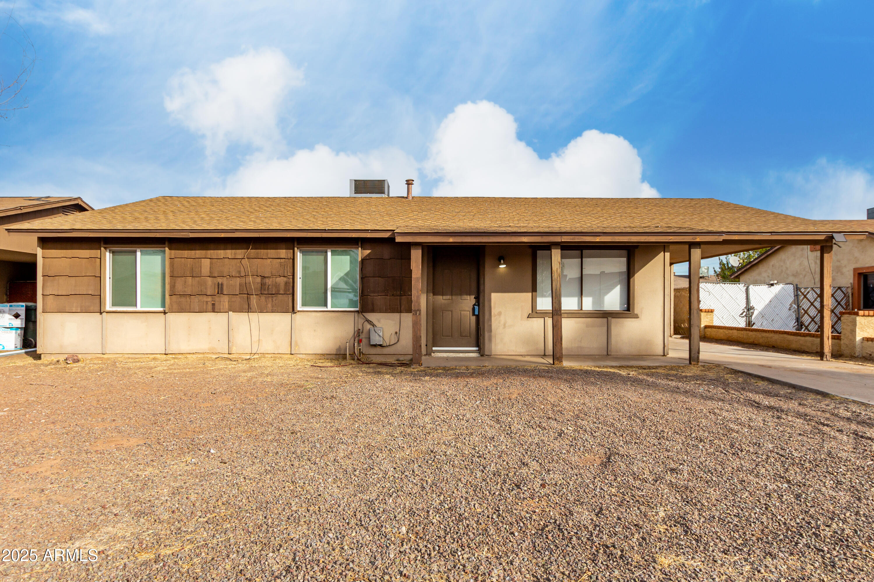 5932 W Holly Street Property Photo 1