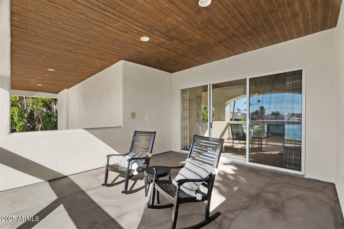 1519 E Treasure Cove Drive Property Photo 54