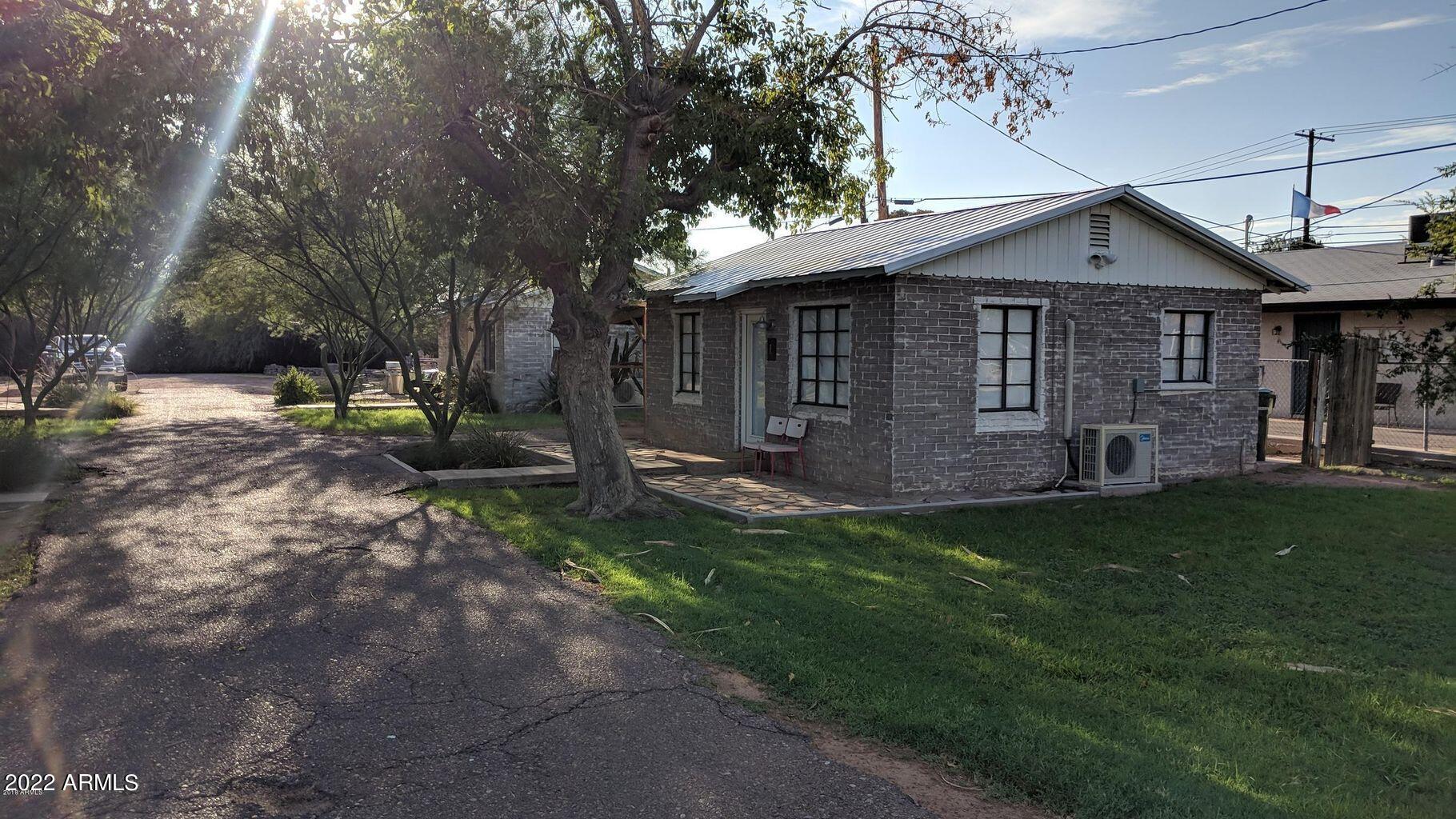 4446 N Longview Avenue Property Photo 2