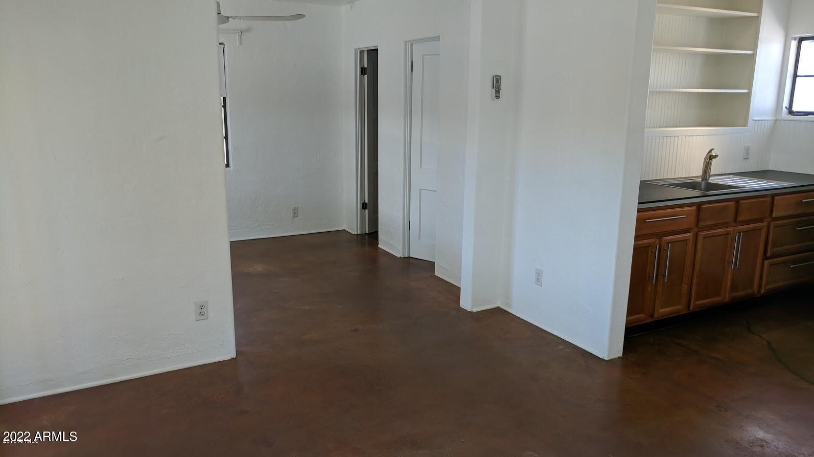 4446 N Longview Avenue Property Photo 12