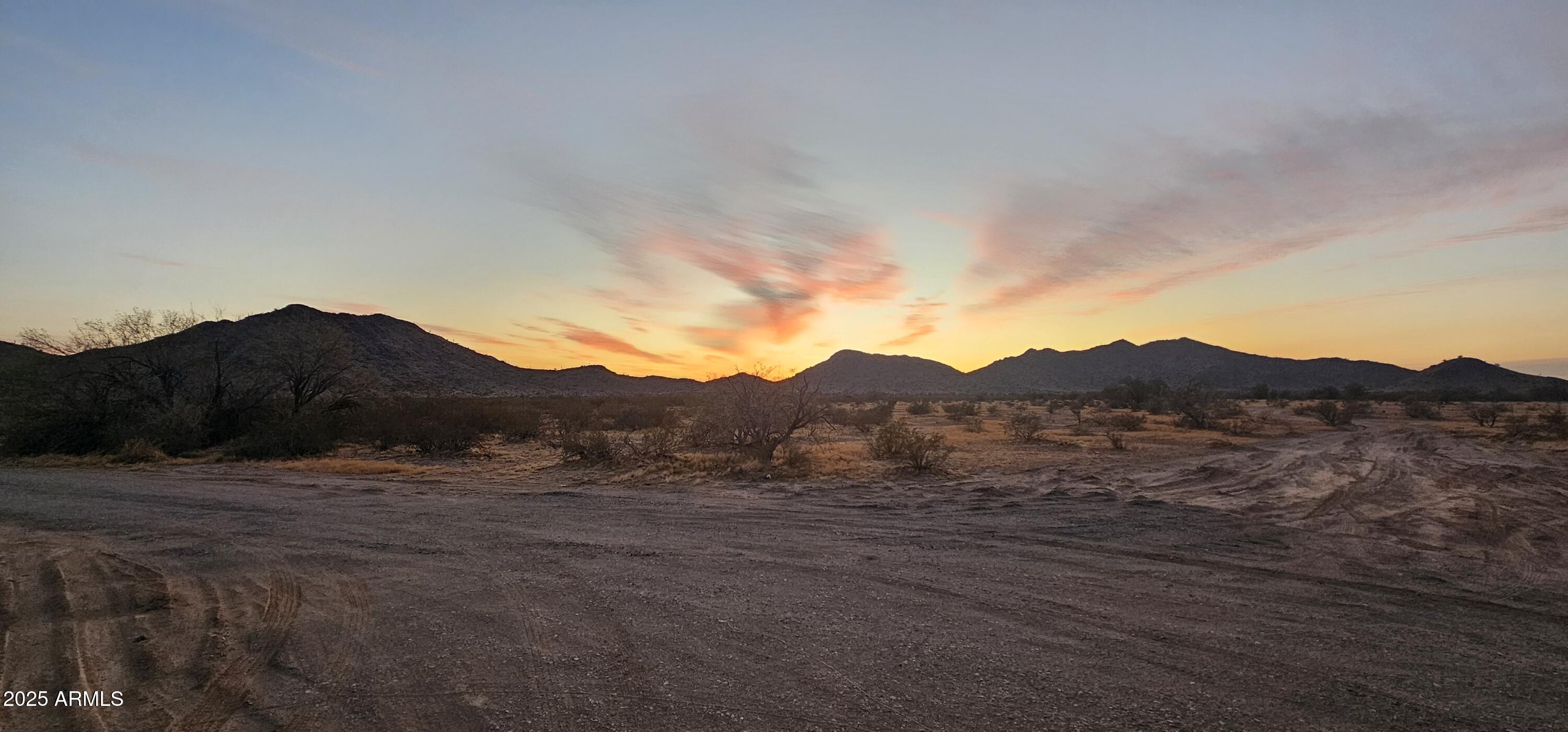 11091 N Garduno Road Property Photo 35