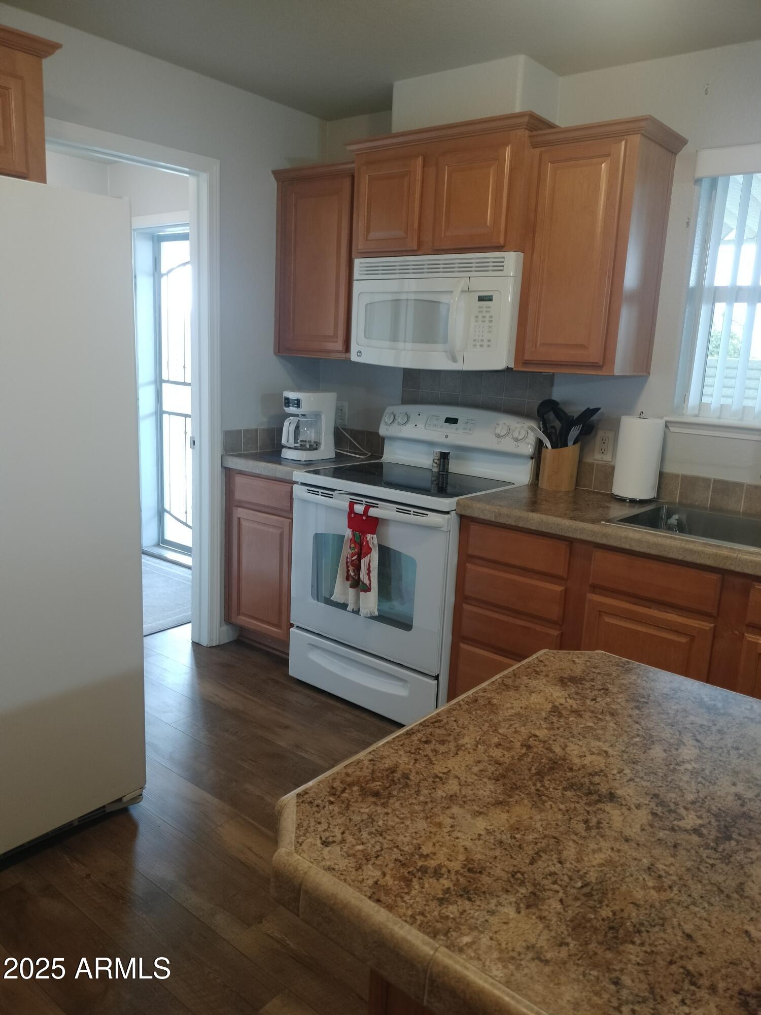 1505 N Evergreen Street N Property Photo 2