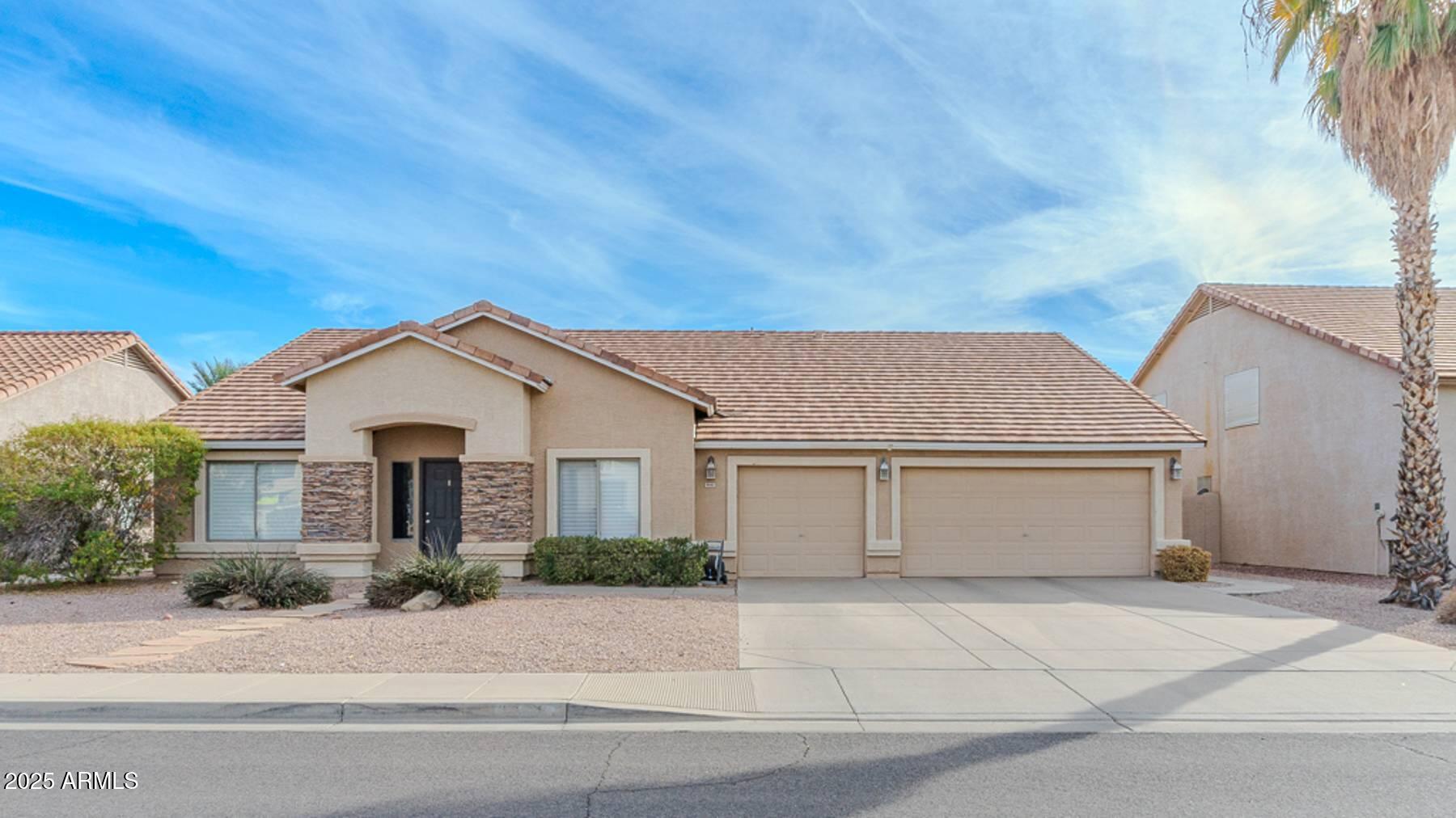 9441 E Juanita Avenue Property Photo 1