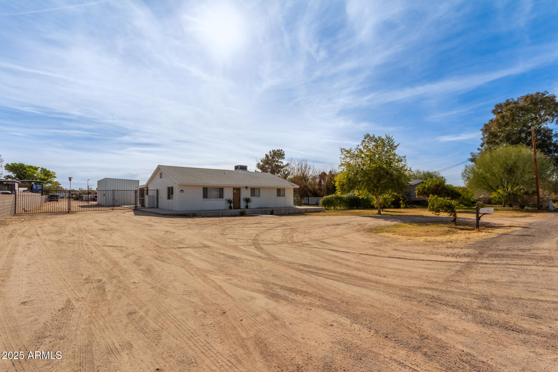 521 E Lehi Road Property Photo 3