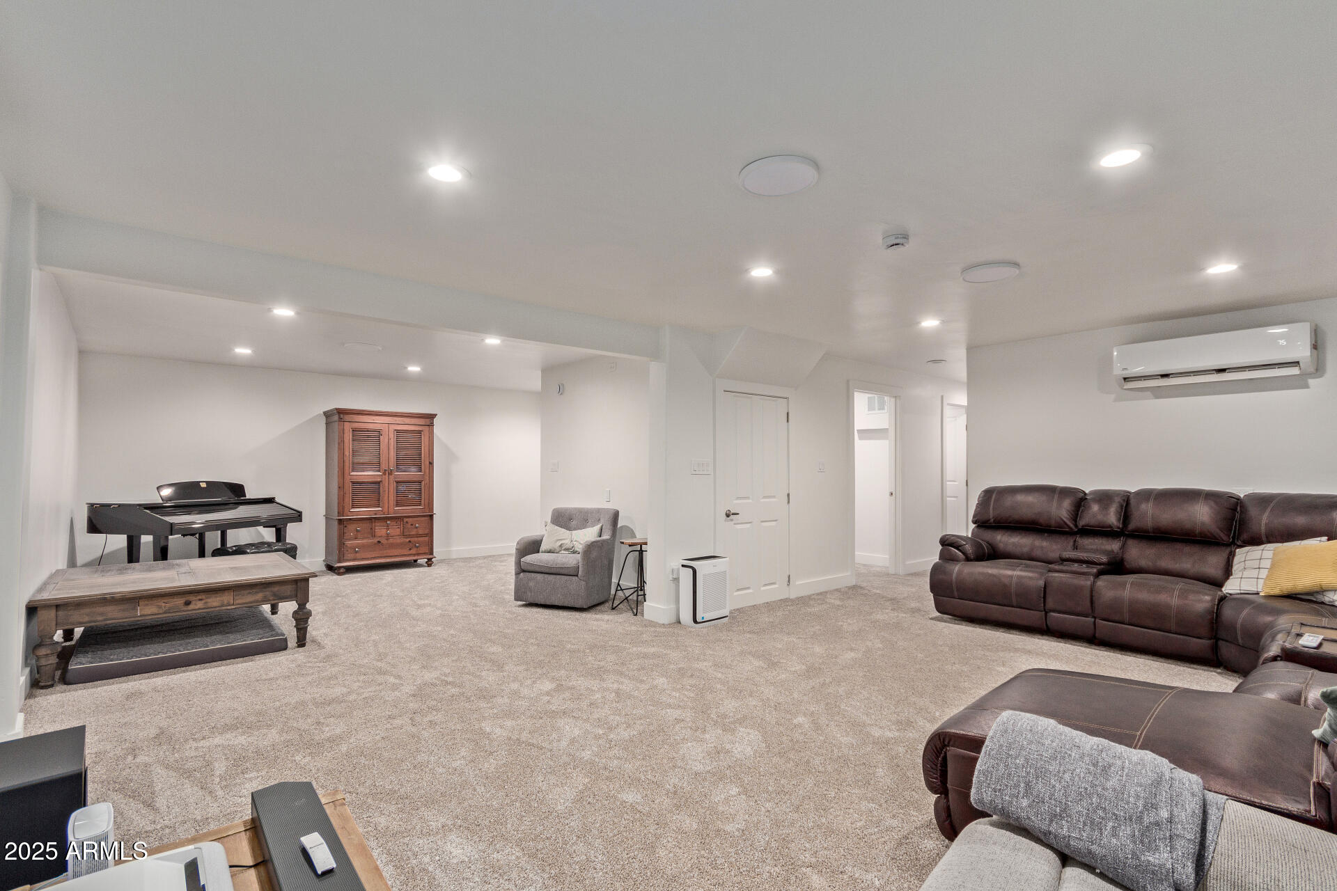 521 E Lehi Road Property Photo 23