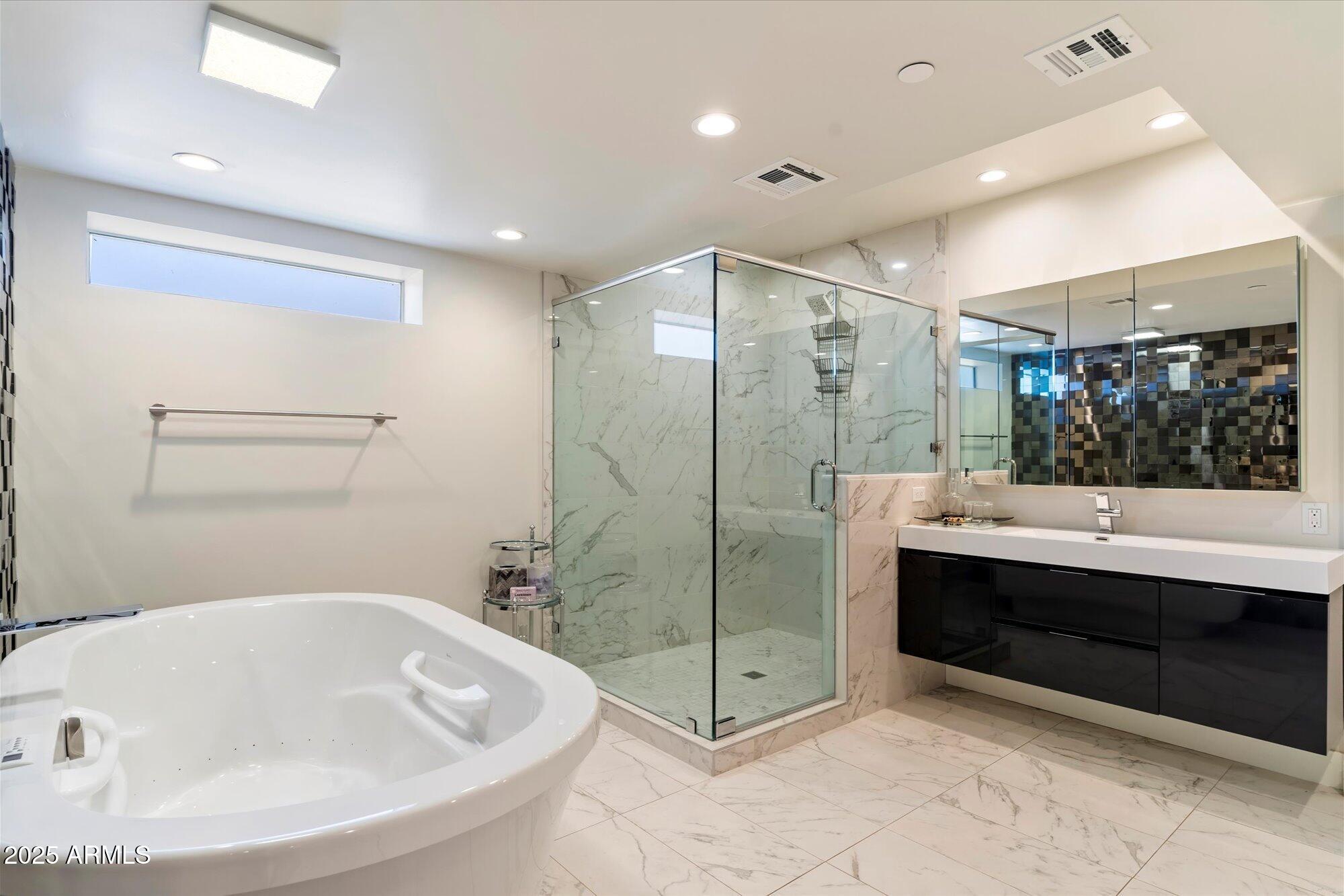 4401 E Sunset Drive Property Photo 42