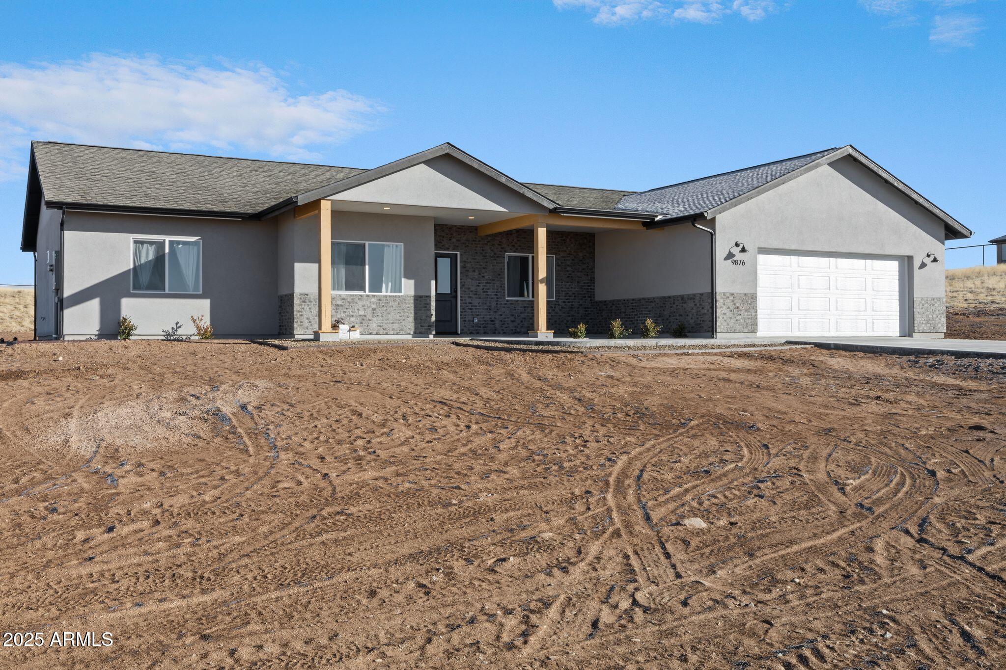 9876 E Pronghorn Lane Property Photo 1