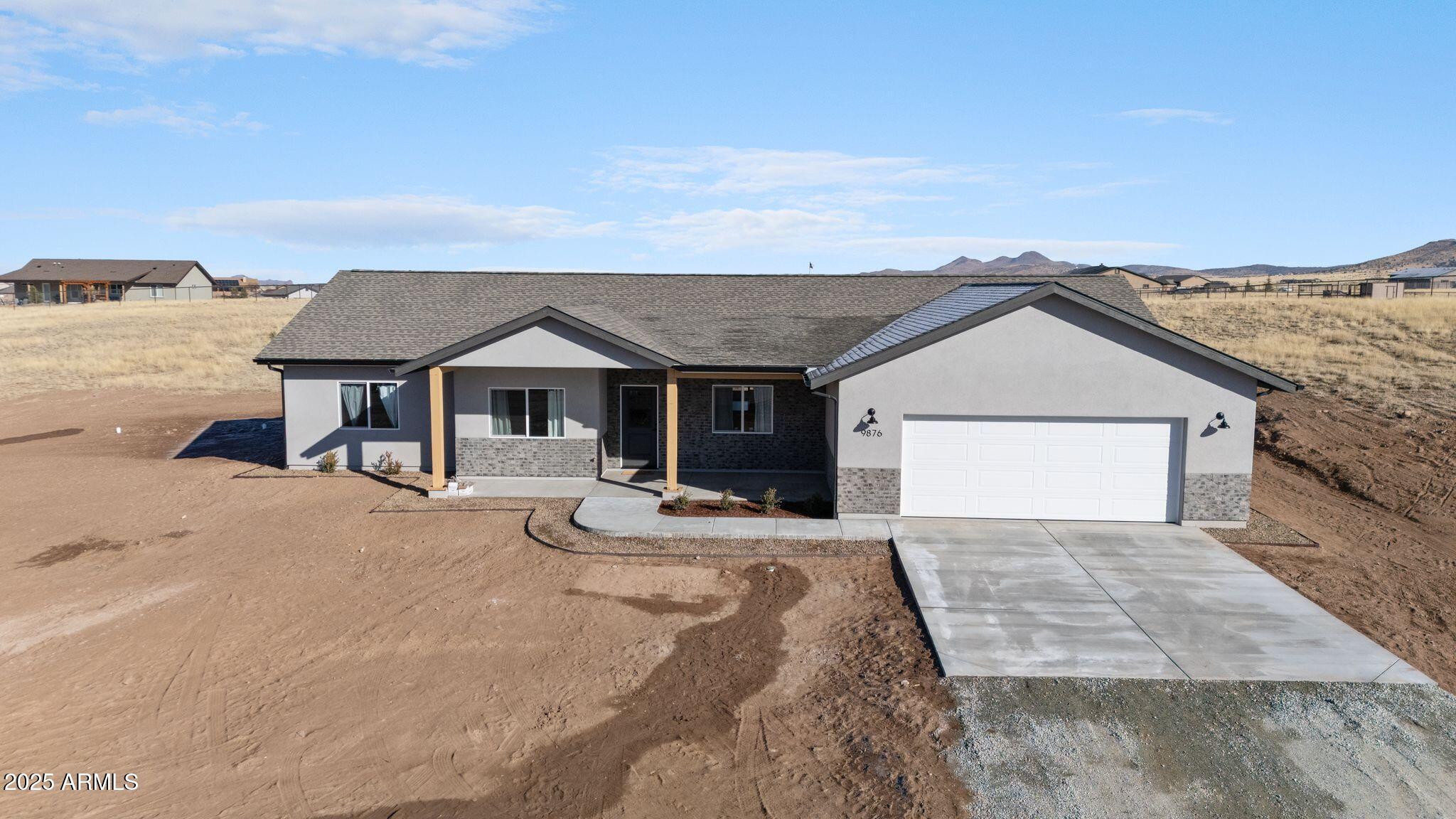 9876 E Pronghorn Lane Property Photo 3