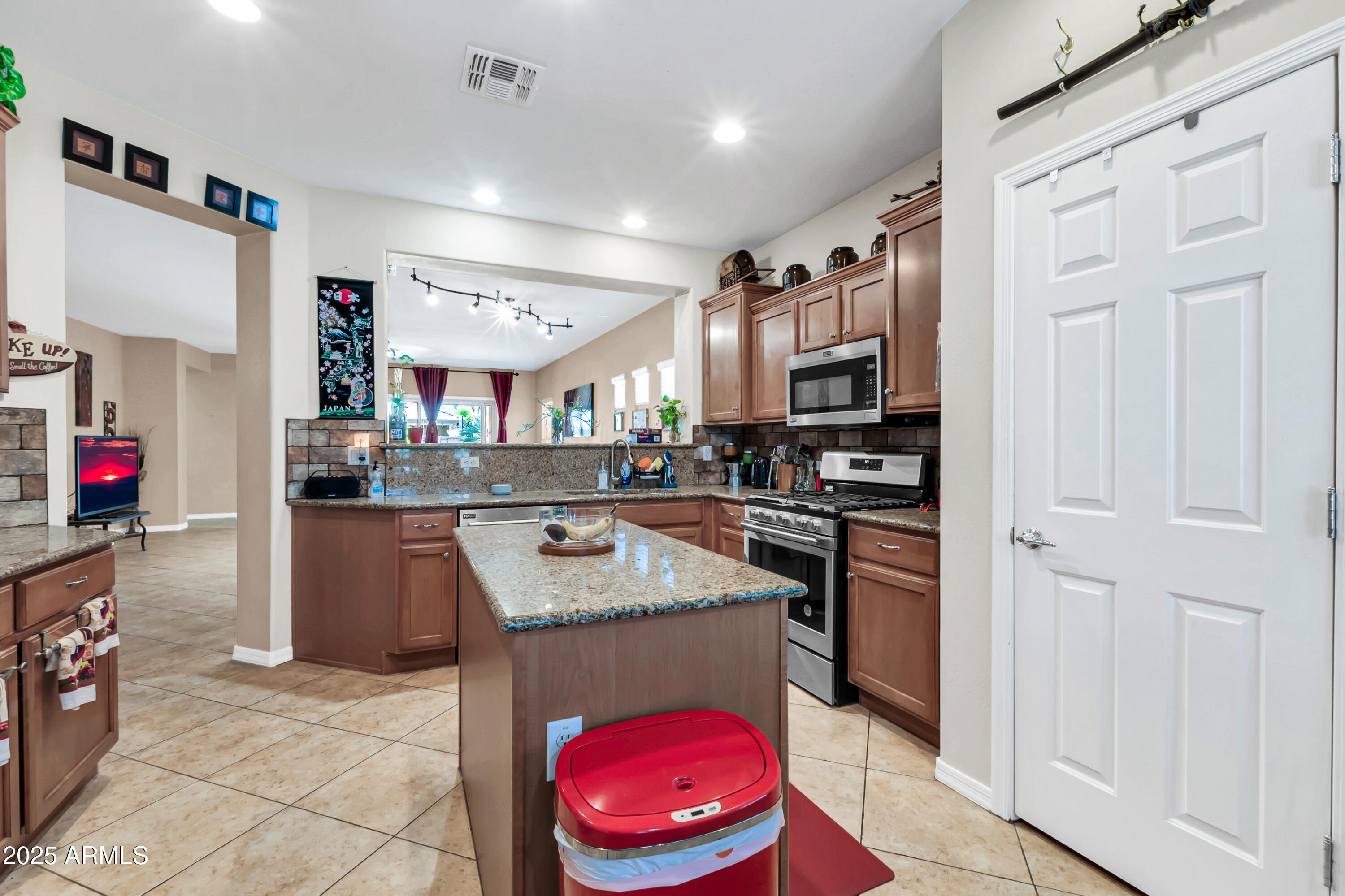 10851 E Sonrisa Avenue Property Photo 10
