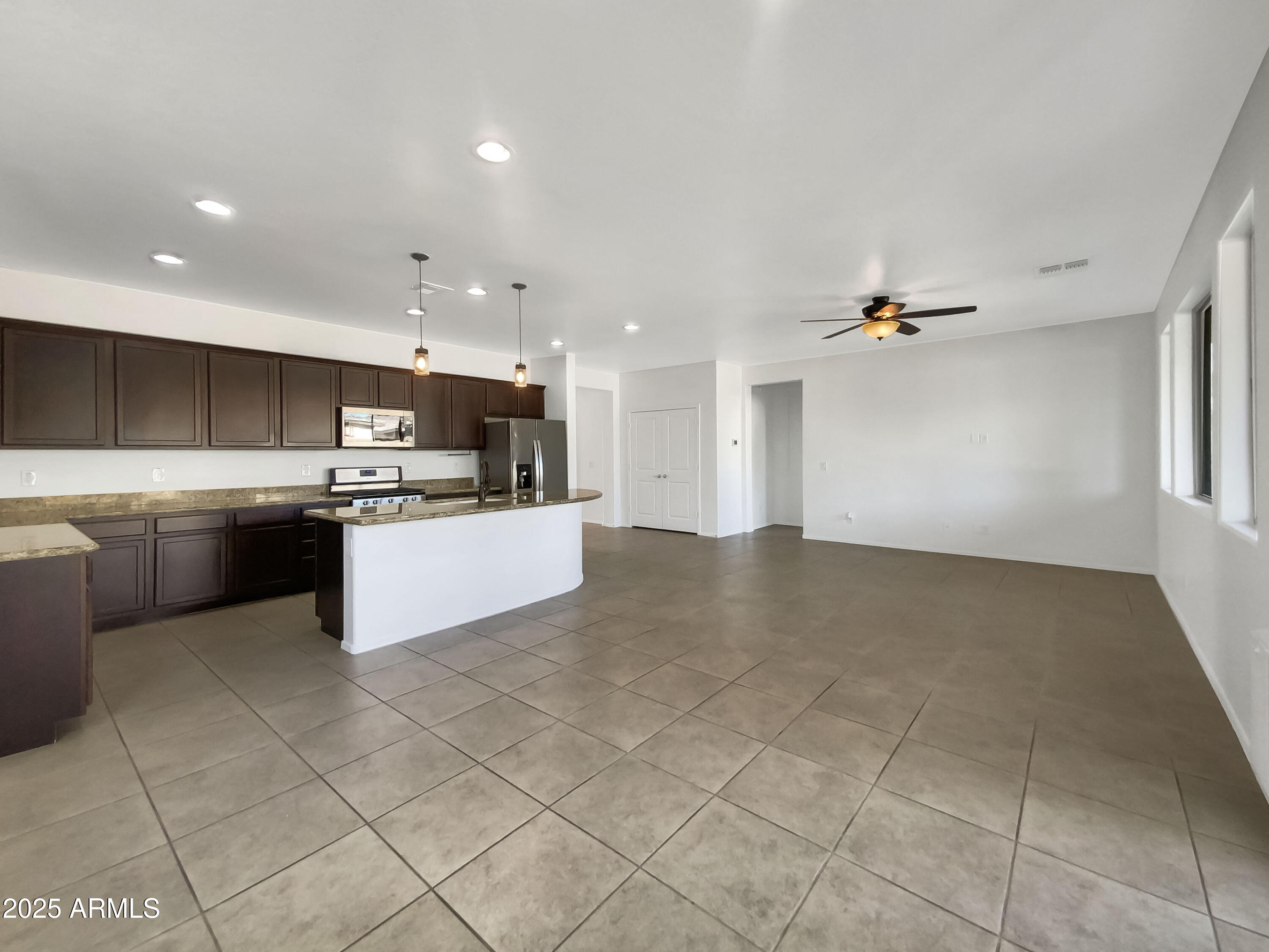 22794 E Via Las Brisas Property Photo 10