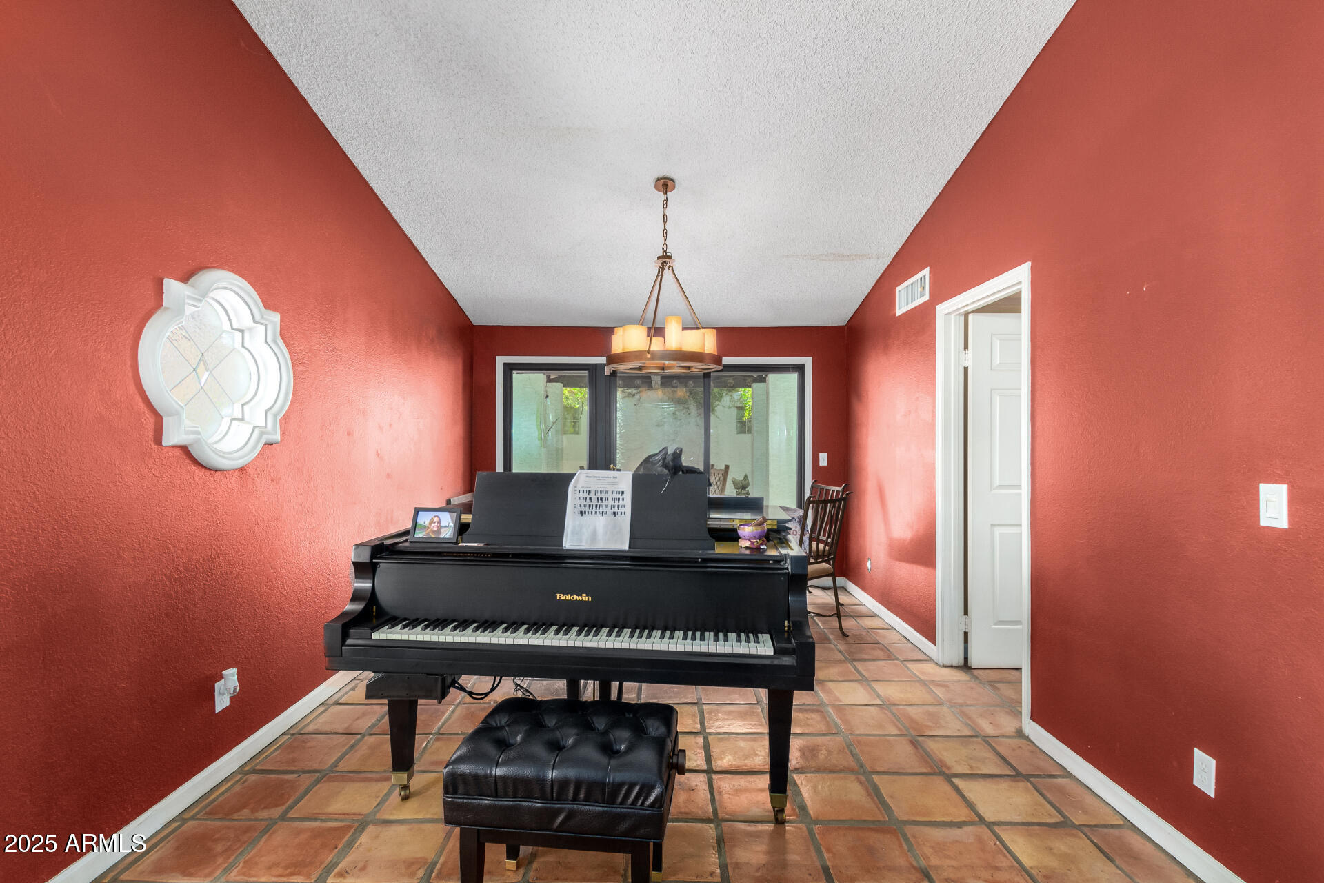 15240 N 51st Street Property Photo 6