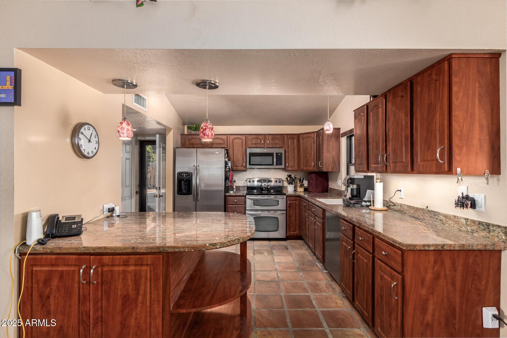 15240 N 51st Street Property Photo 10
