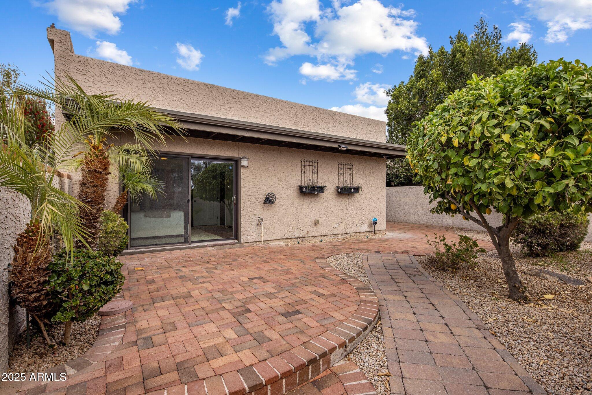 9443 E Riviera Drive Property Photo 15