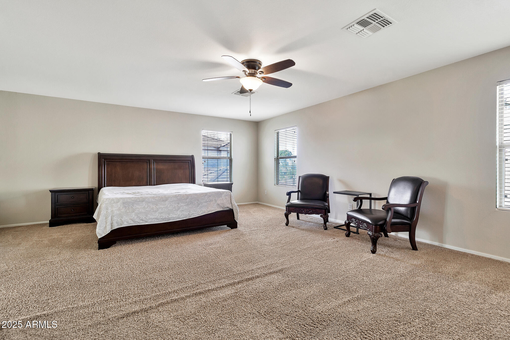 2626 S Southwind Drive Property Photo 17