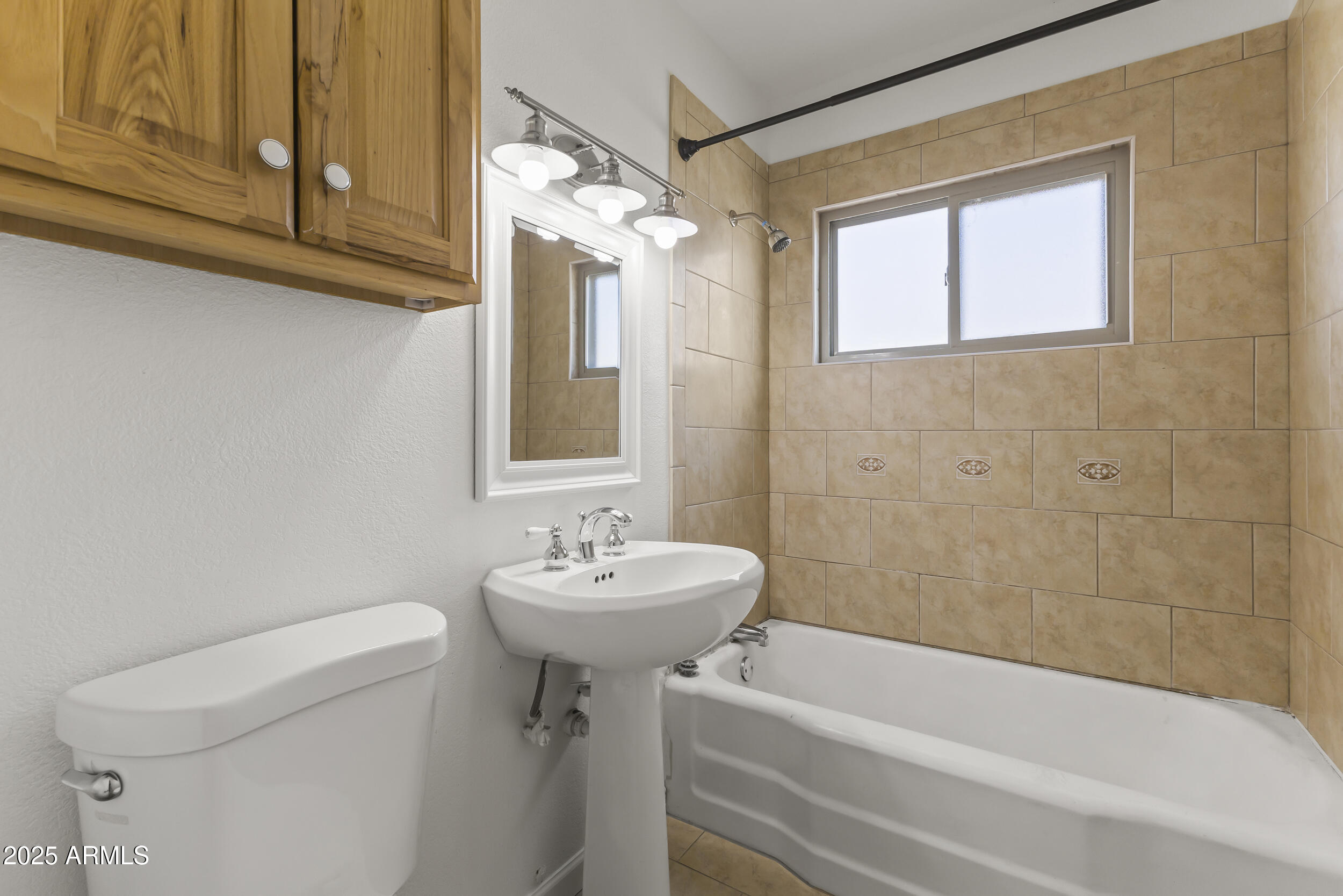 1423 E Cholla Street Property Photo 10