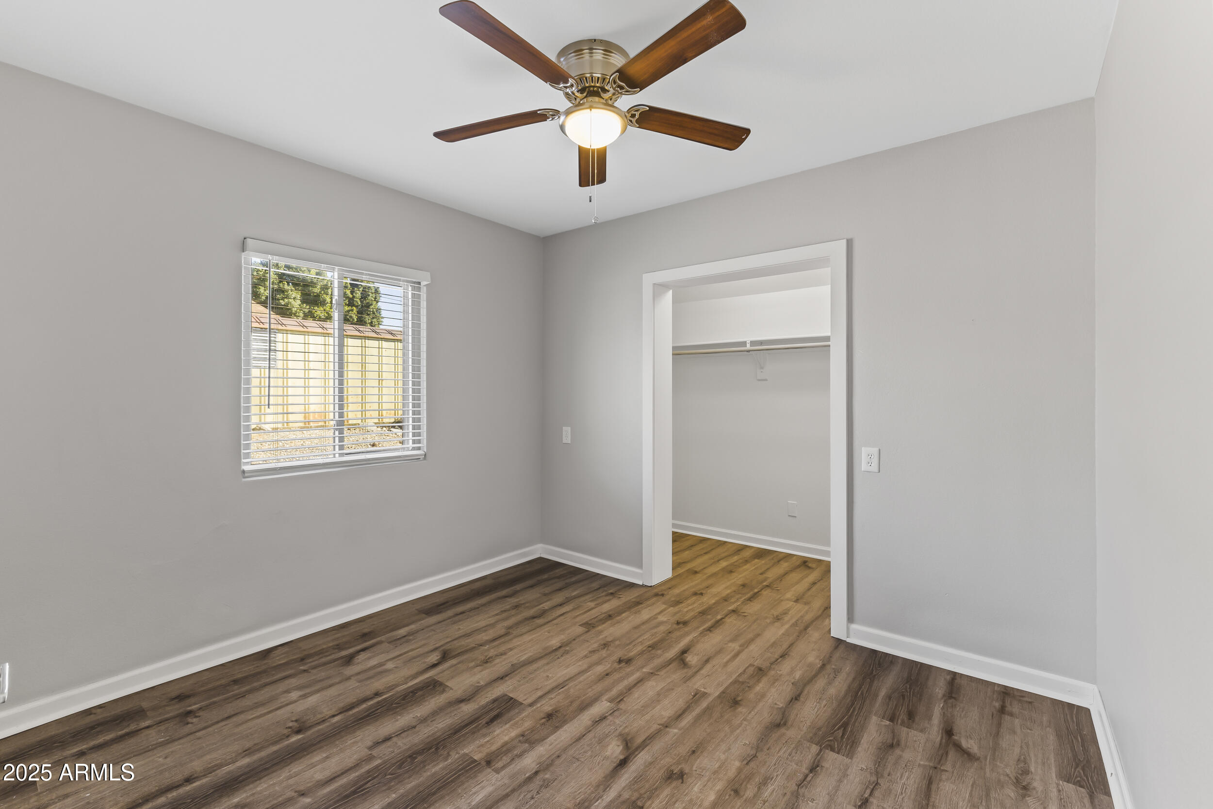 1423 E Cholla Street Property Photo 12