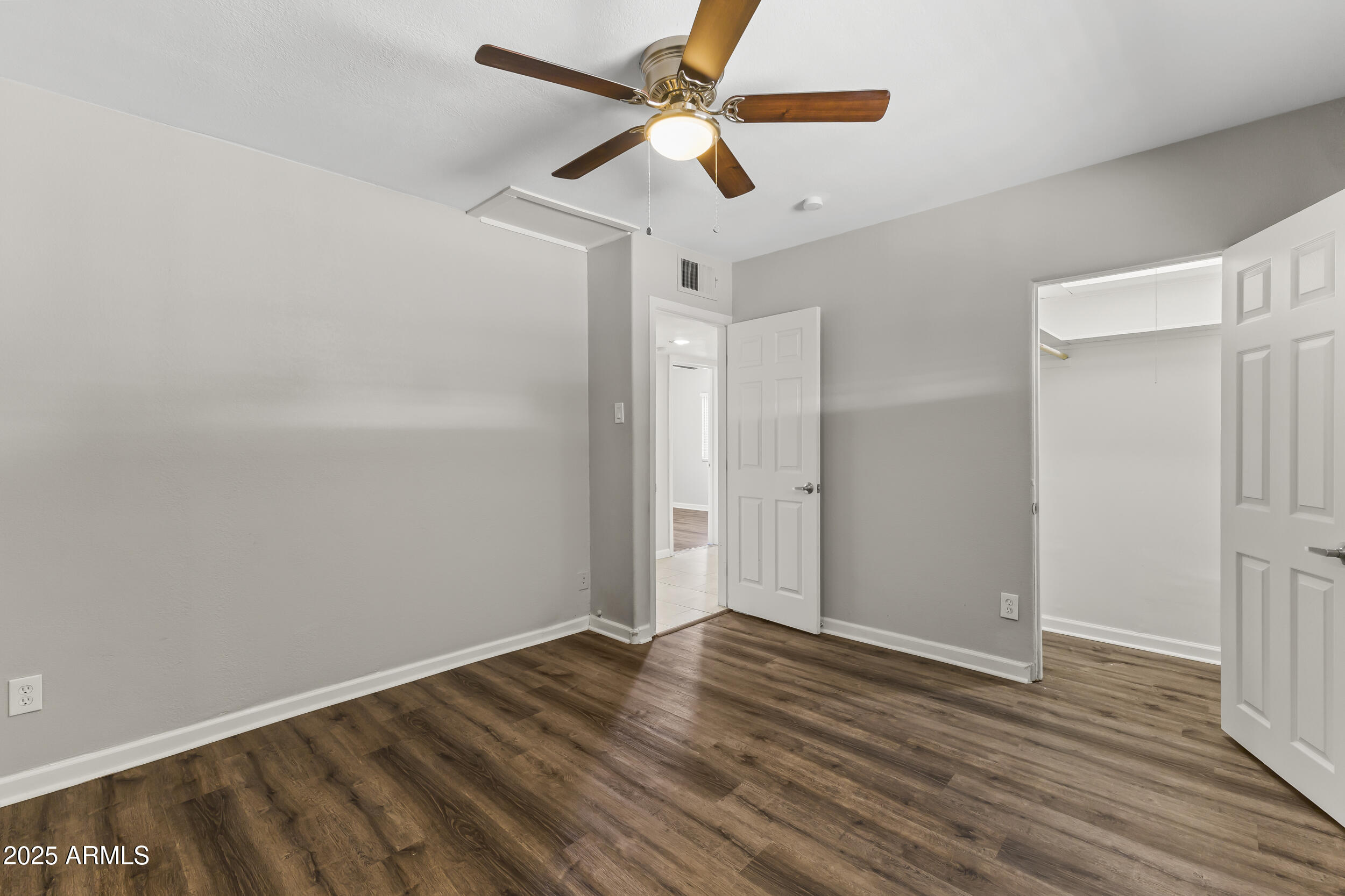 1423 E Cholla Street Property Photo 15