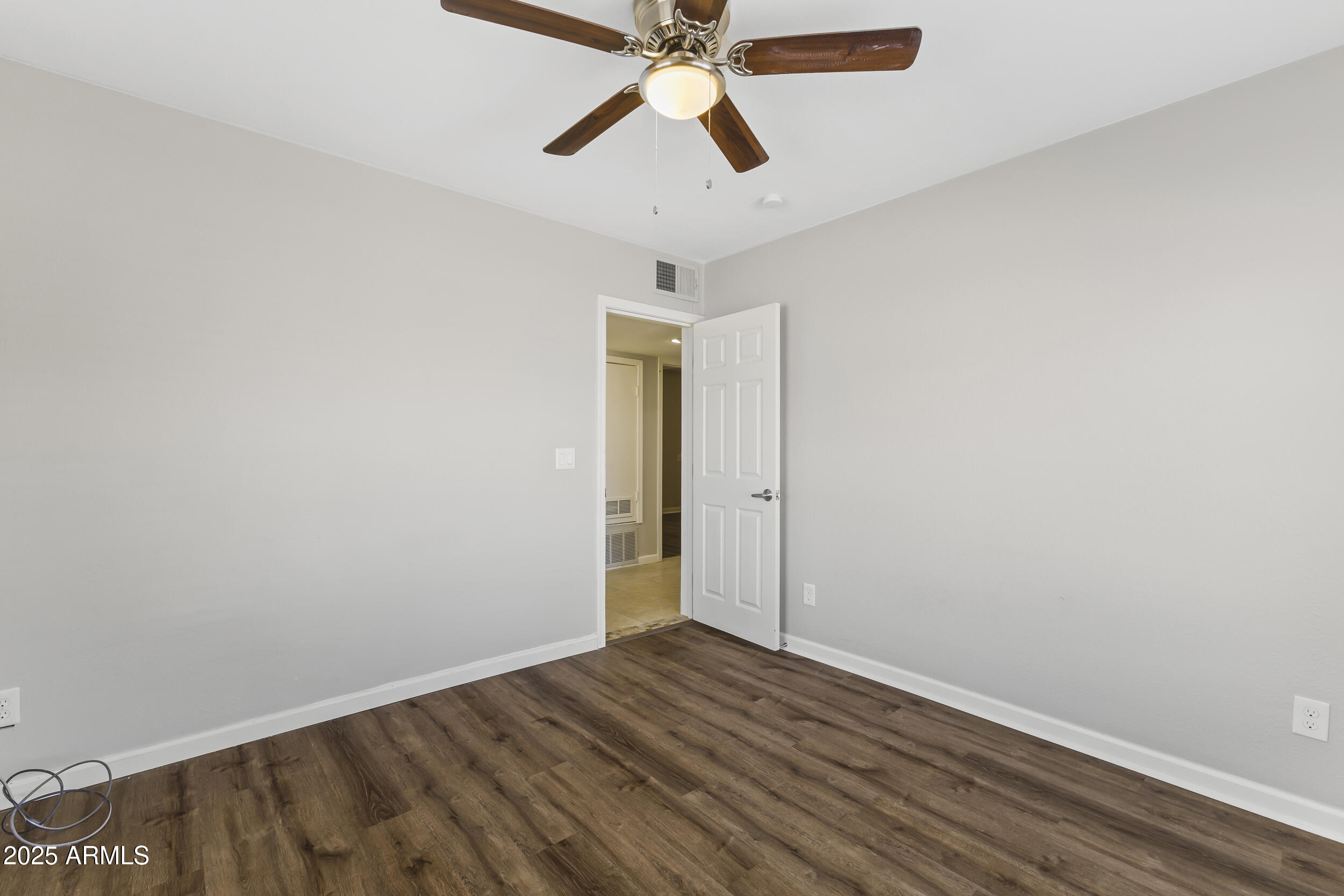1423 E Cholla Street Property Photo 17