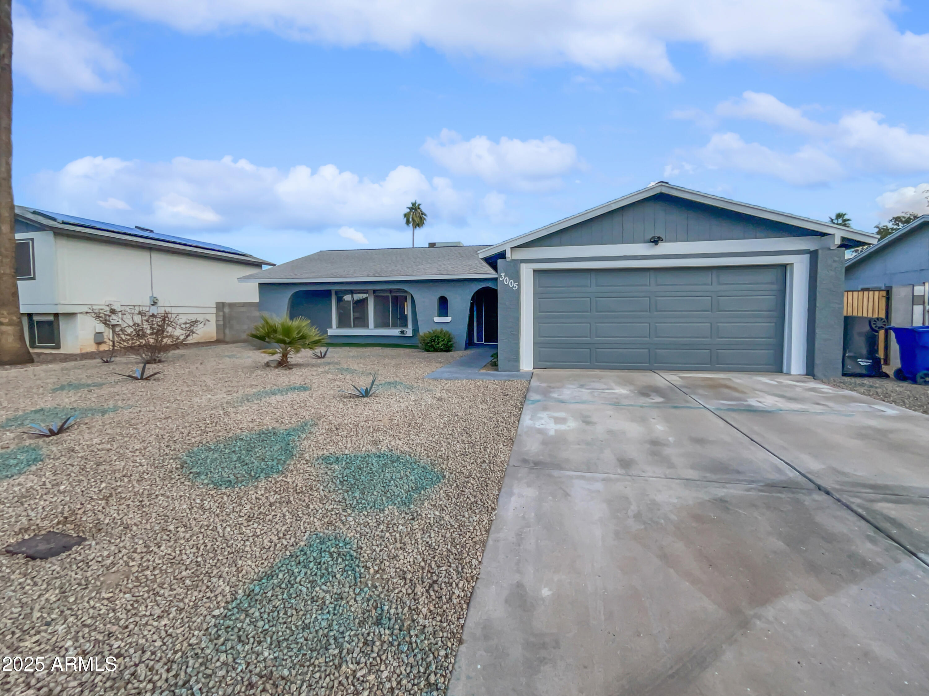 3005 S Pennington Property Photo 1