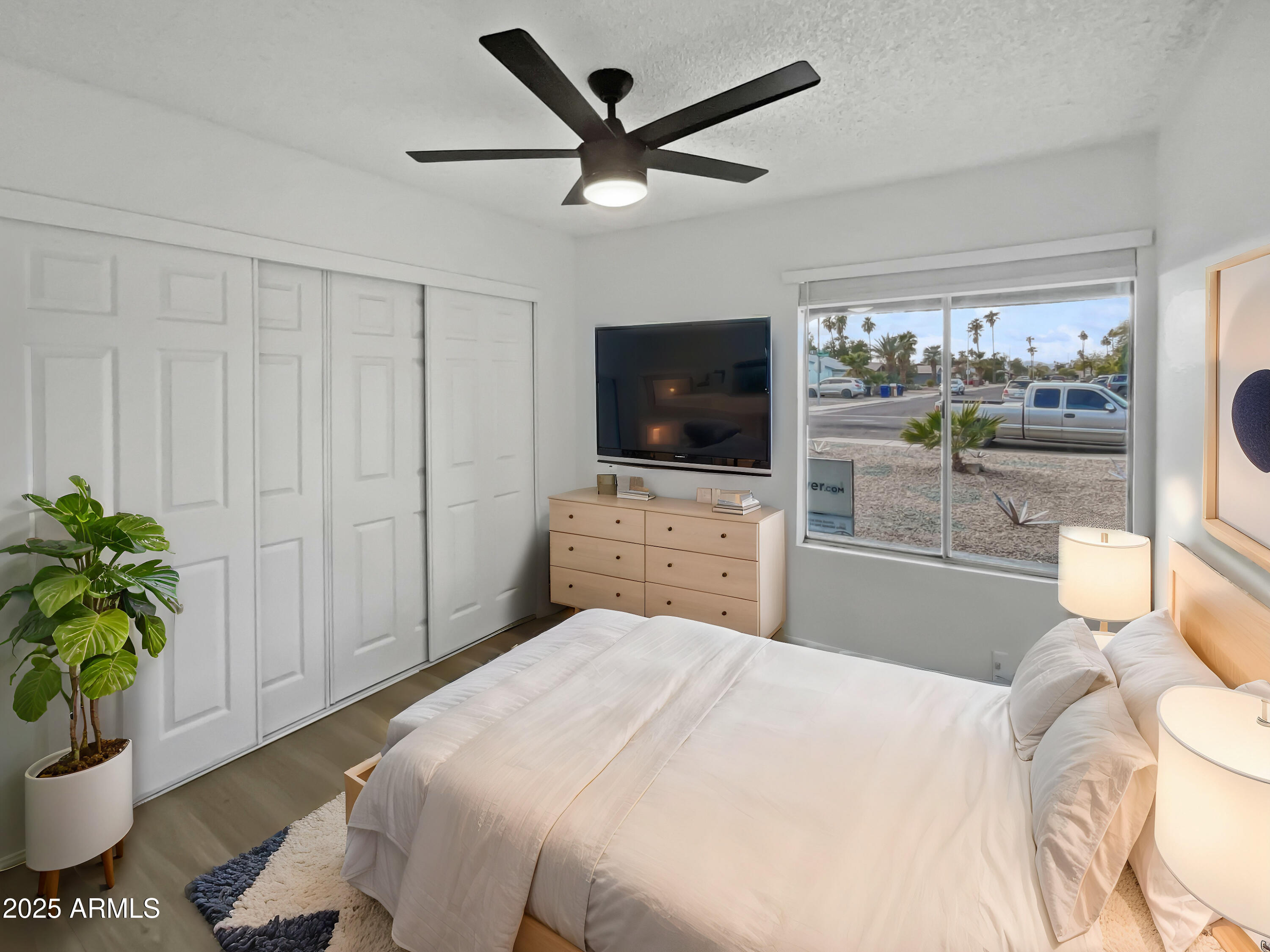 3005 S Pennington Property Photo 4