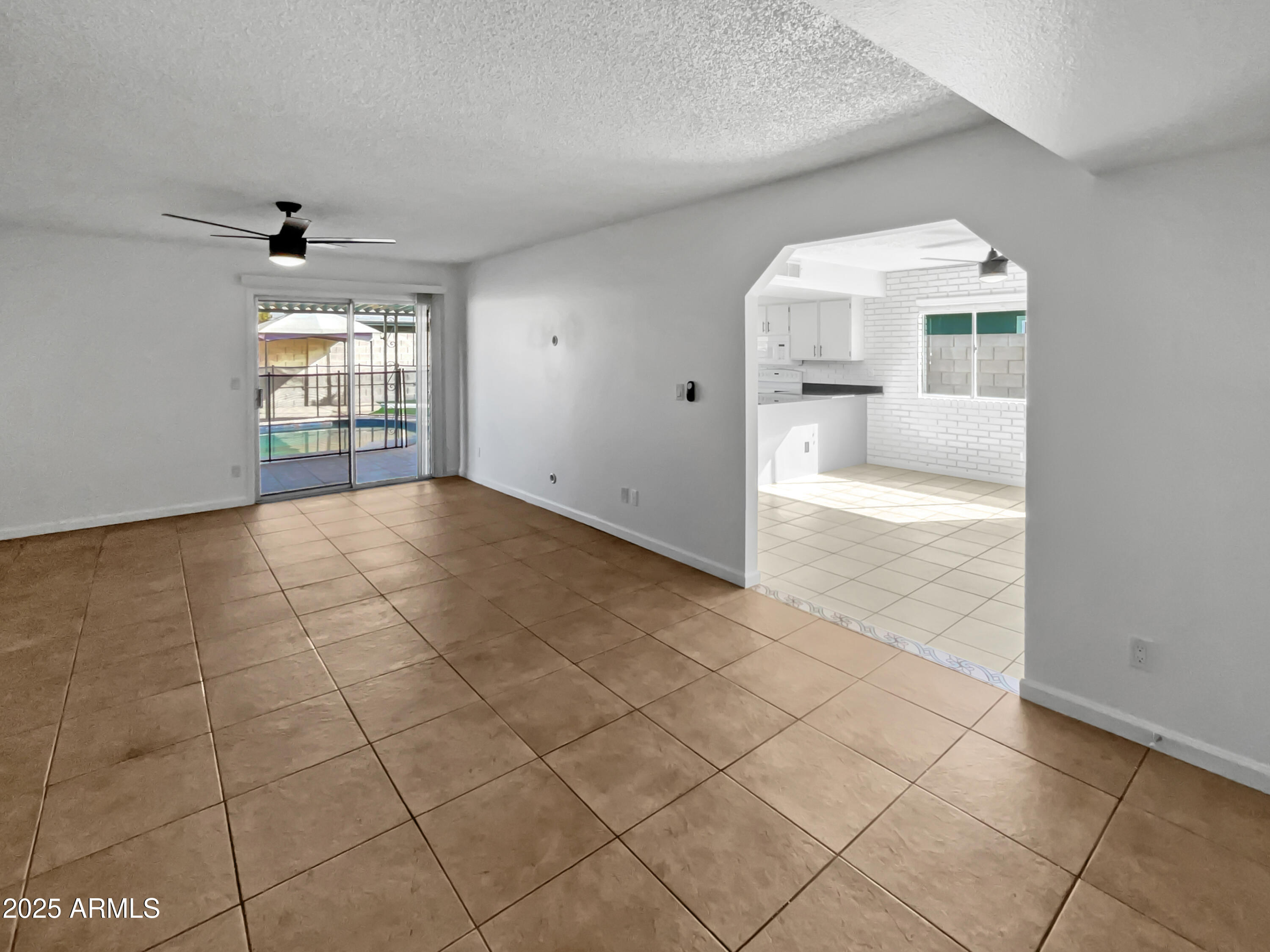 3005 S Pennington Property Photo 9