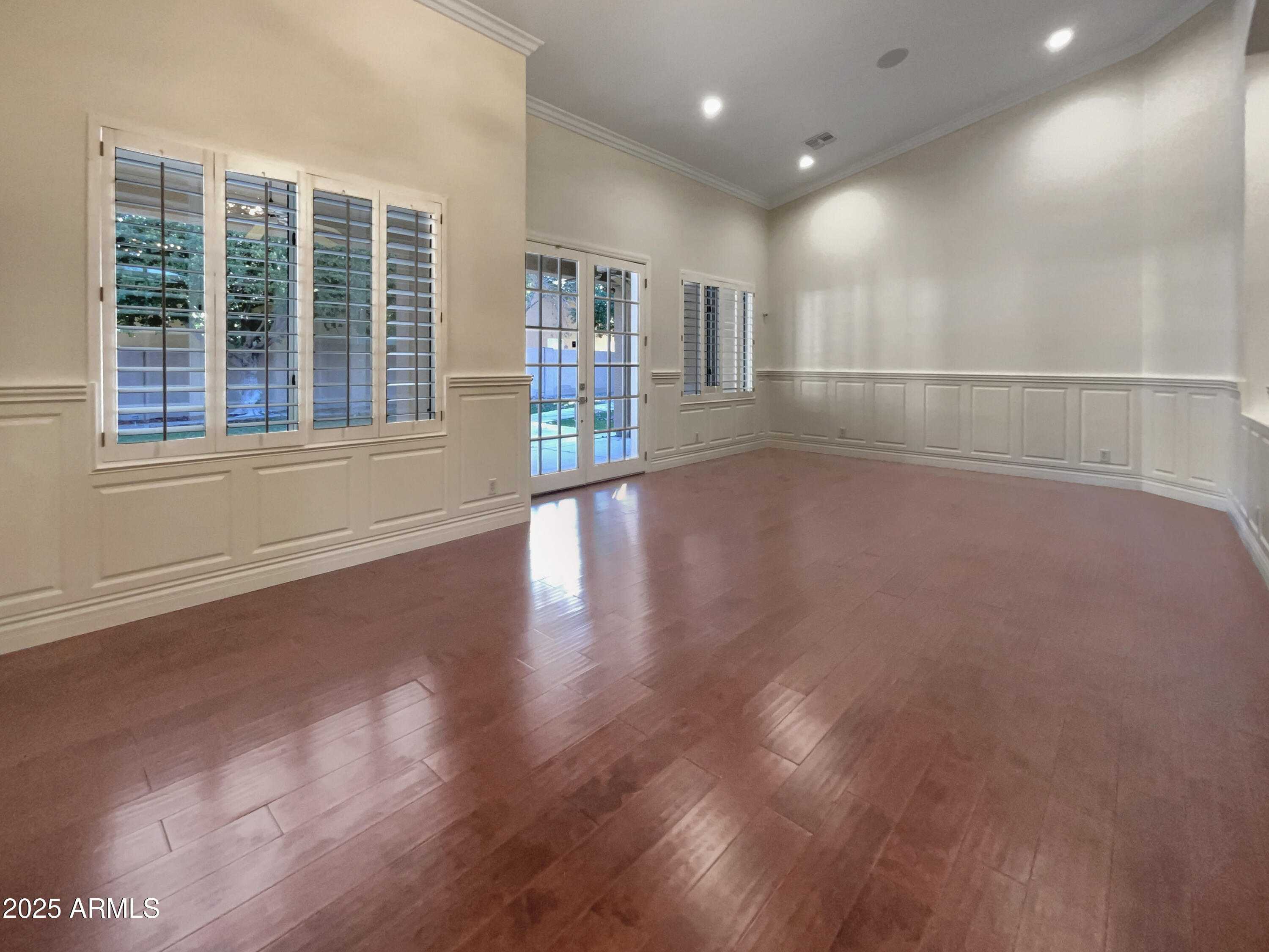741 N Tower Place Property Photo 23